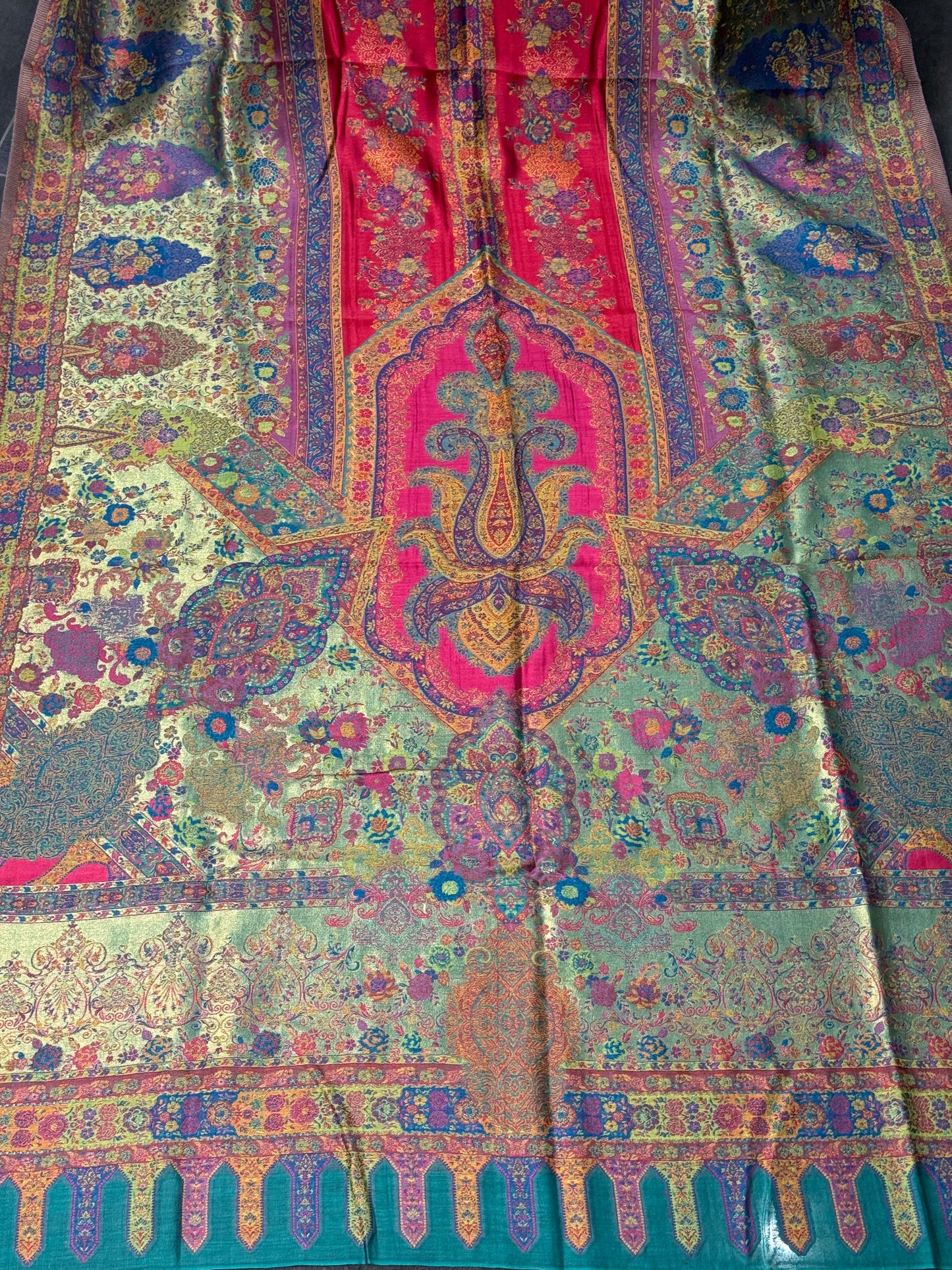 NOOR-E-KANI