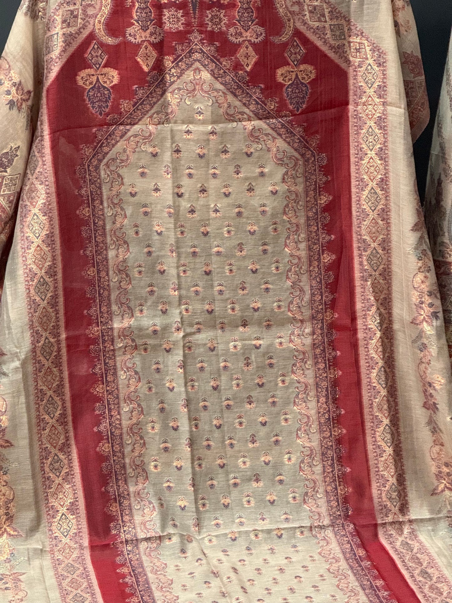 REGAL LOOM SHAHI RESHAM