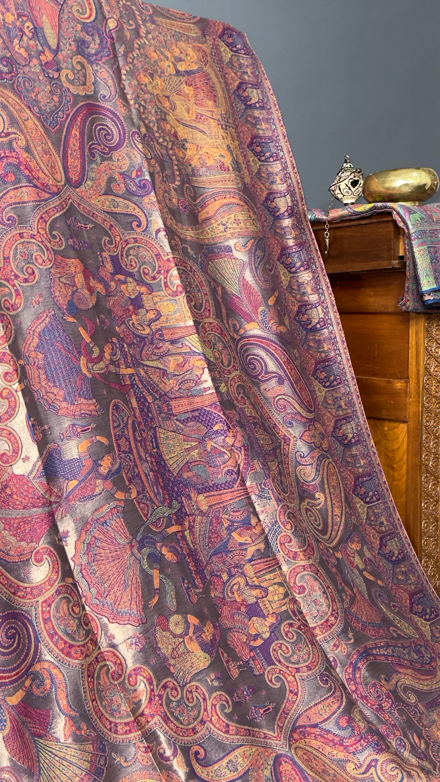 DARBAR SHAWL