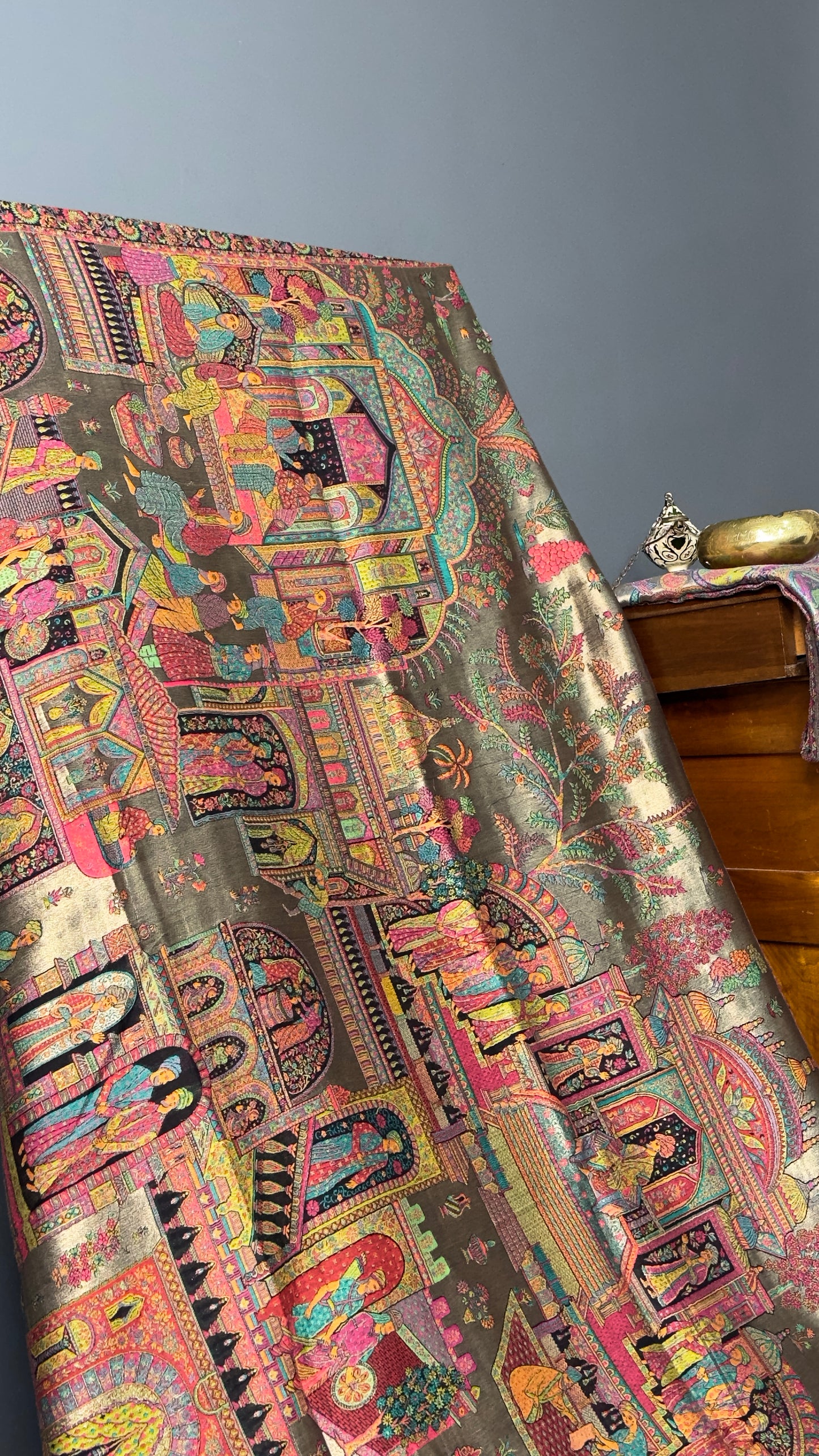 DARBAR SHAWL