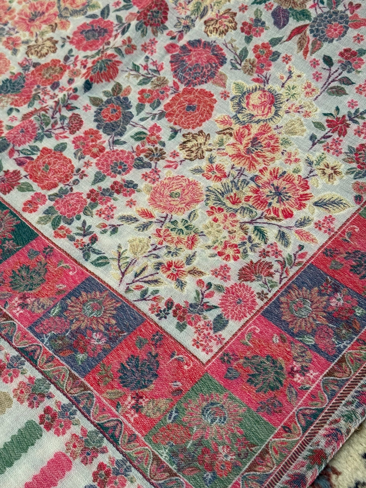 KANI PASHMINA PREMIUM
