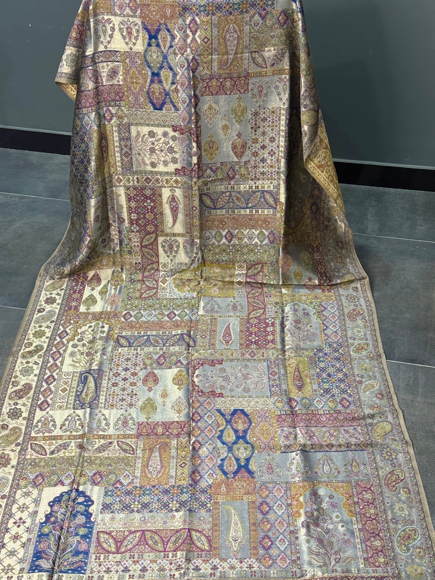 NOOR-E-KANI