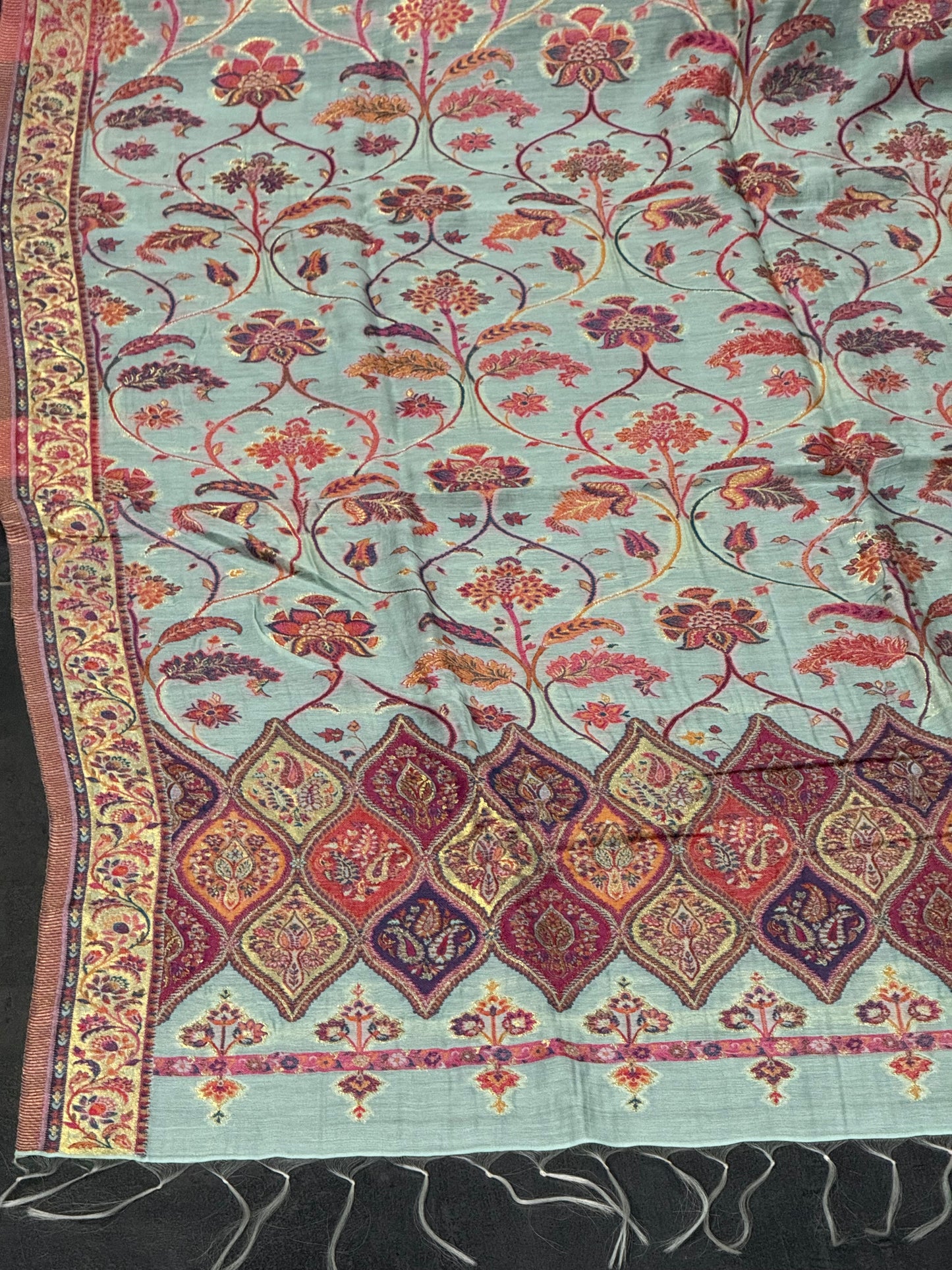 NOOR-E-KANI