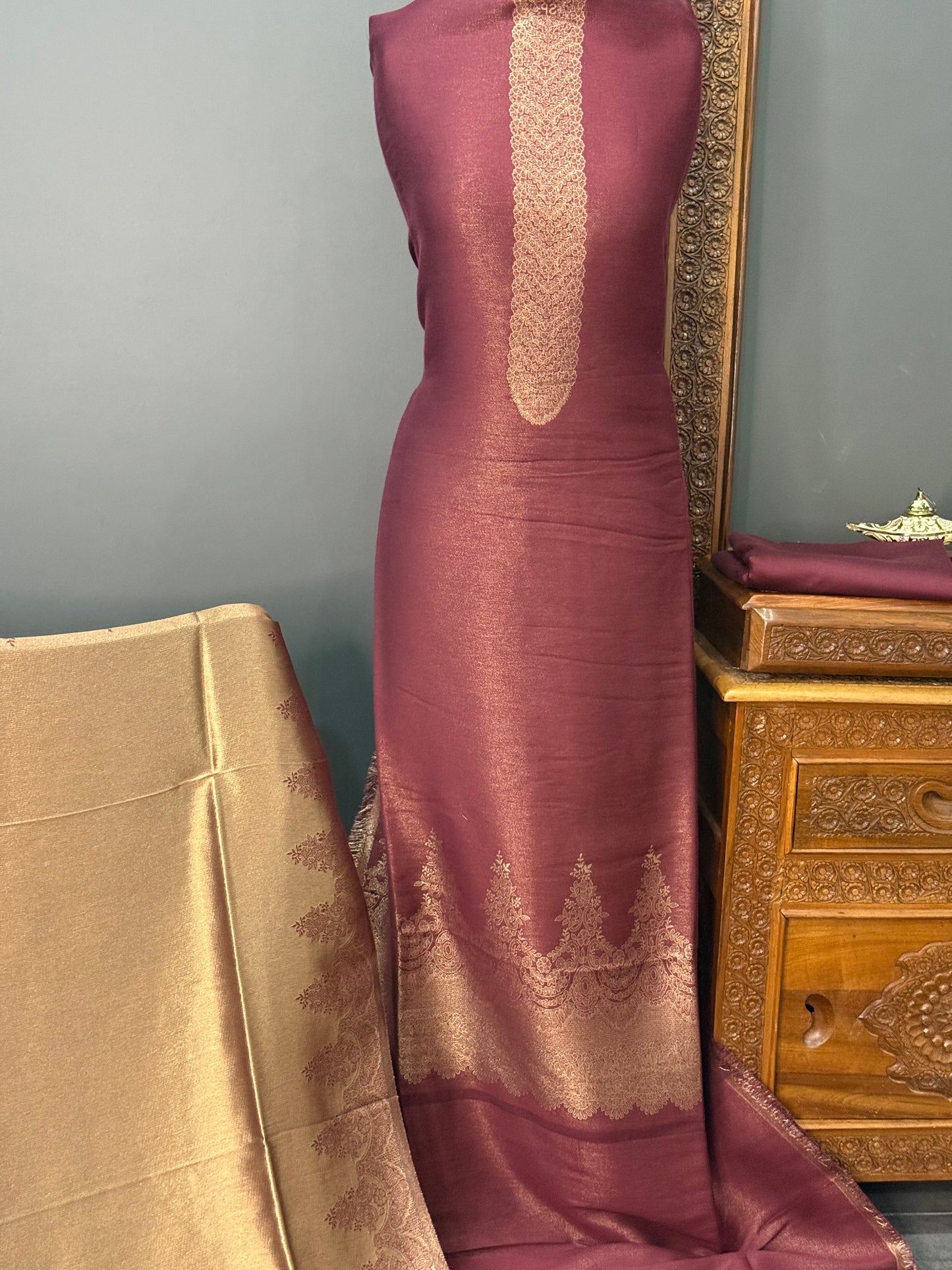 KANI PASHMINA SUIT