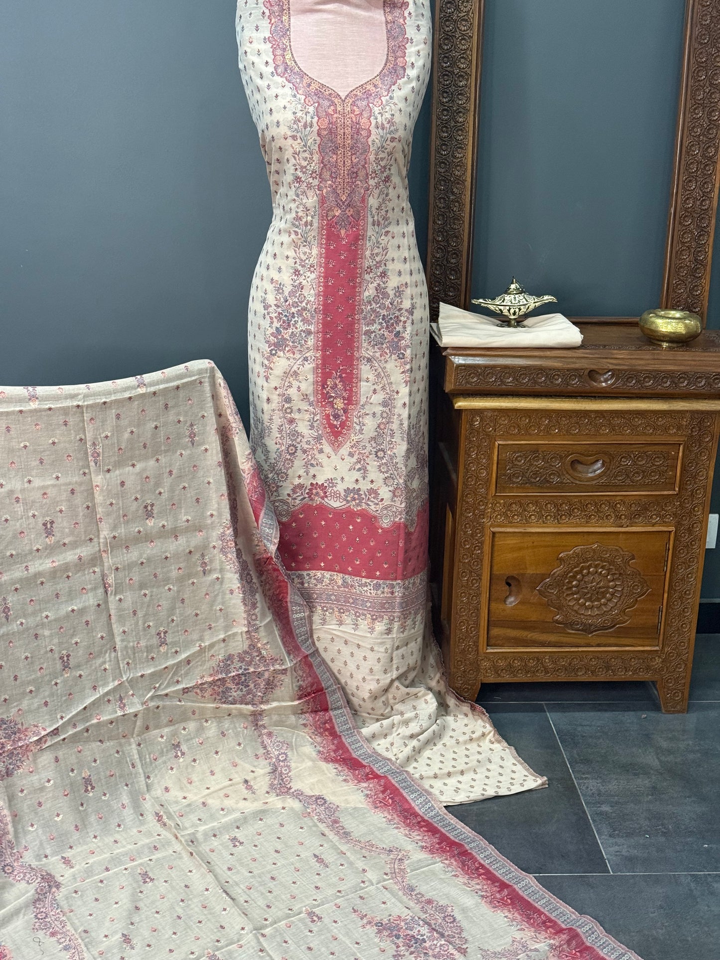 REGAL LOOM SHAHI RESHAM