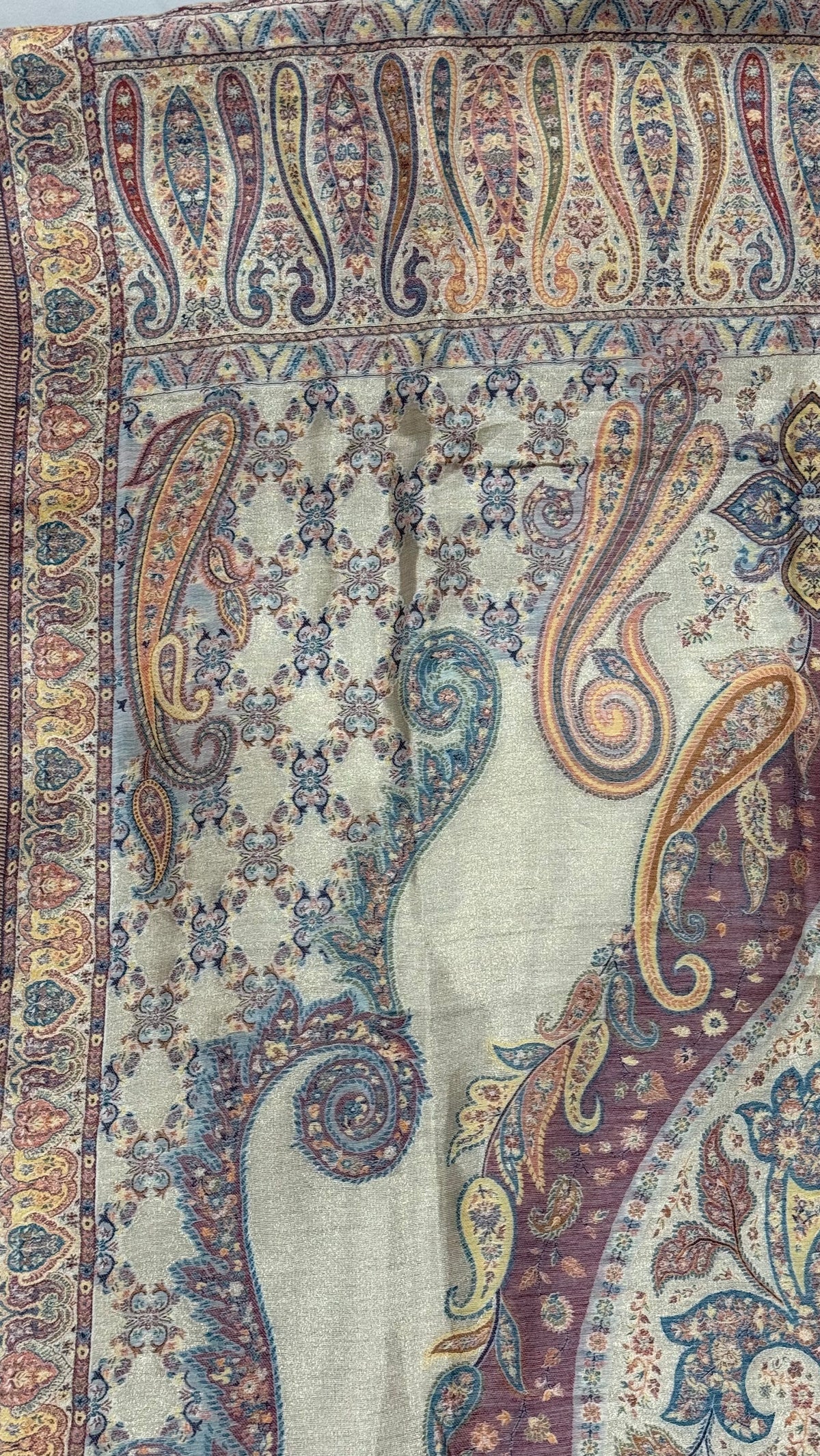 NOOR-E-KANI