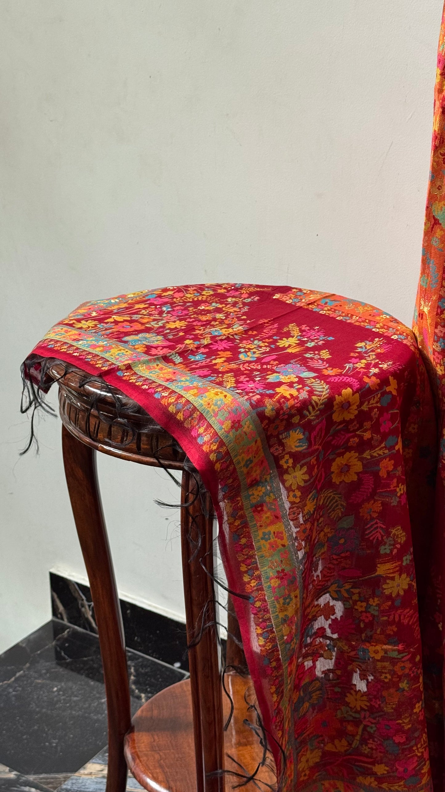 REGAL LOOM