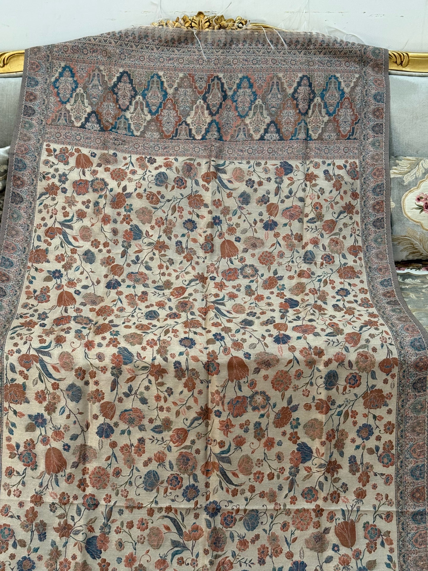 NOOR-E-KANI