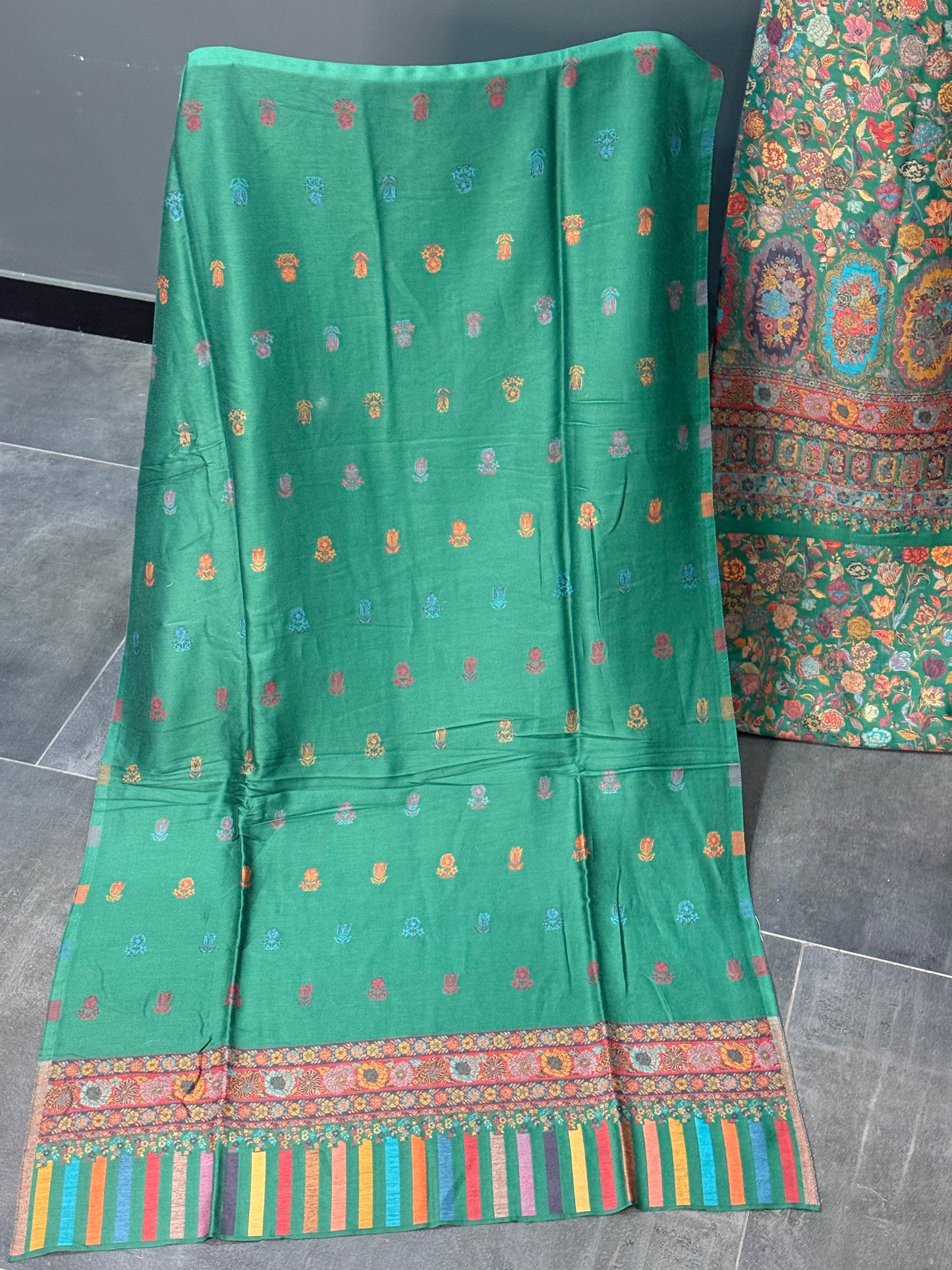 KANI PASHMINA SUIT