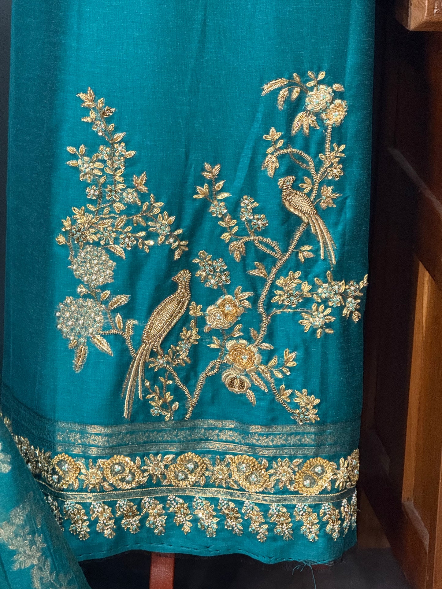 REGAL LOOM