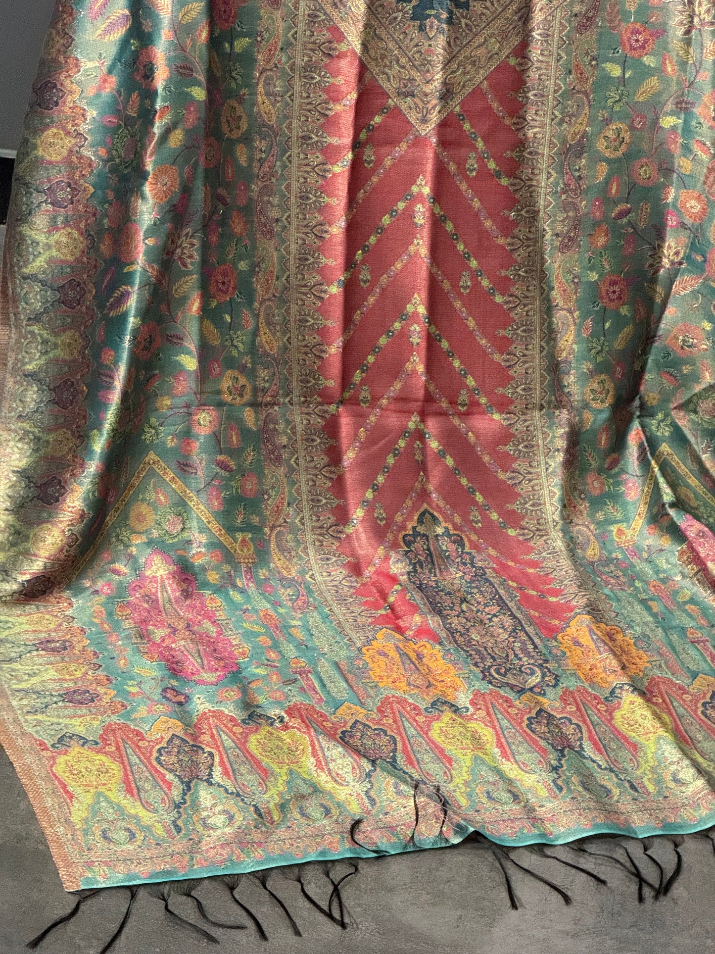 LREGAL LOOM