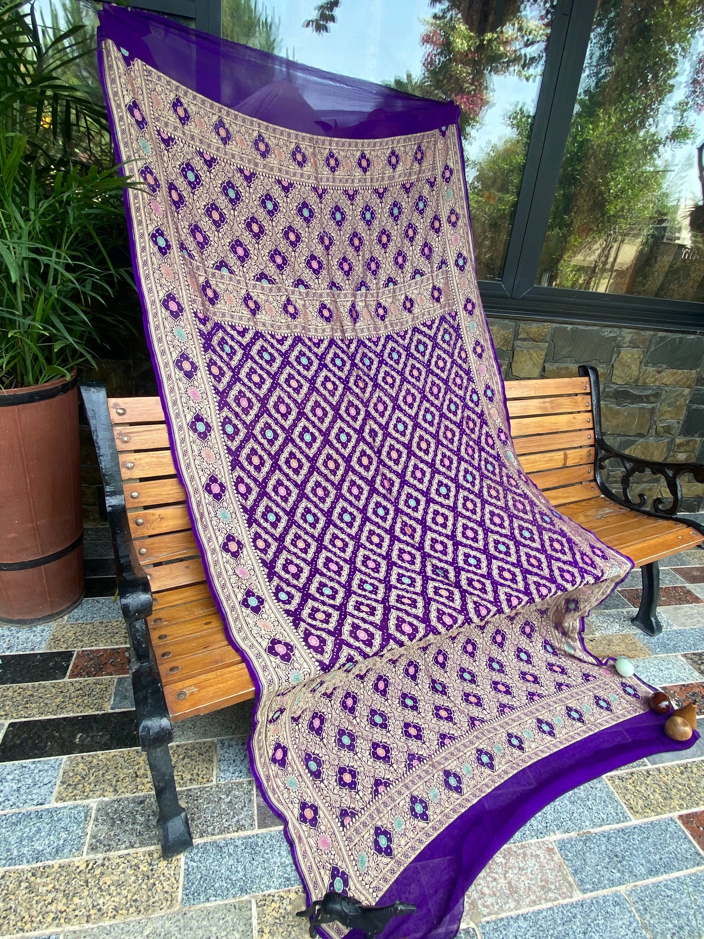 Pure Georgette neem Zari with mena kari
