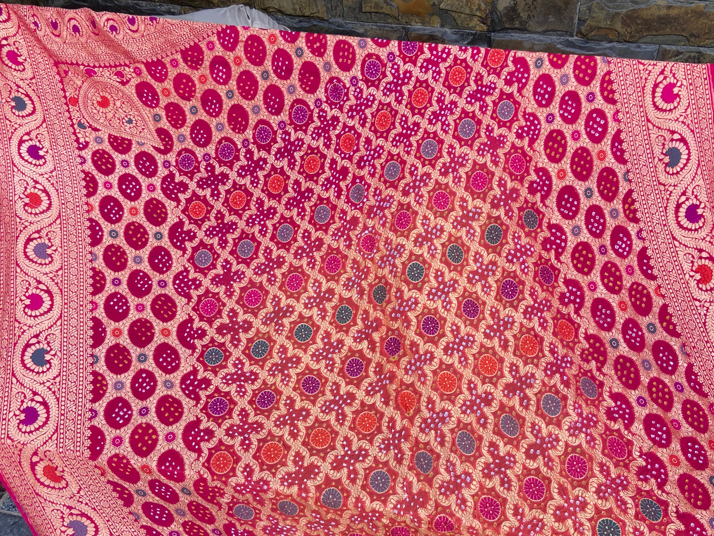 Pure Georgette neem Zari with mena kari