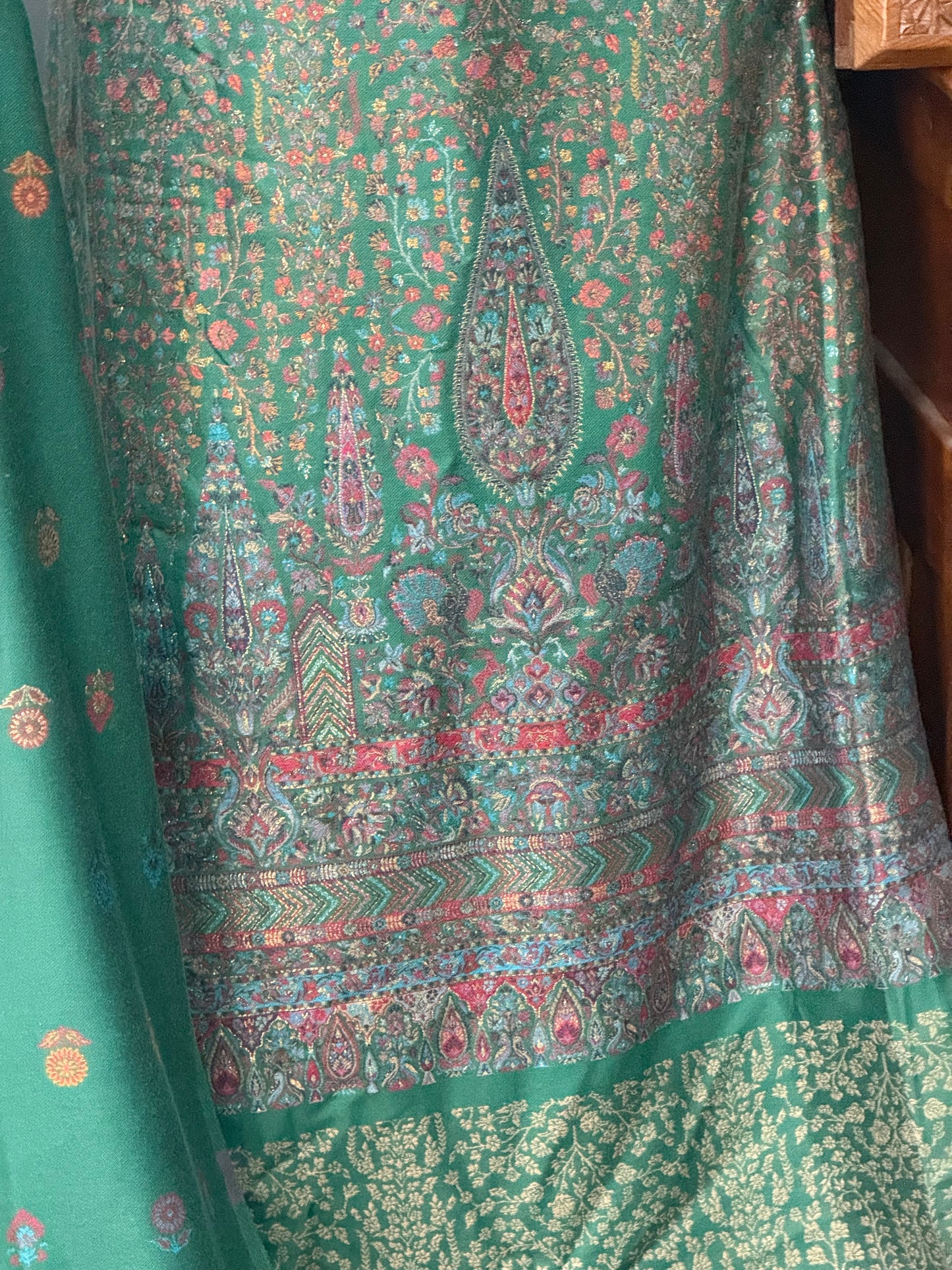 KANI PASHMINA SUIT
