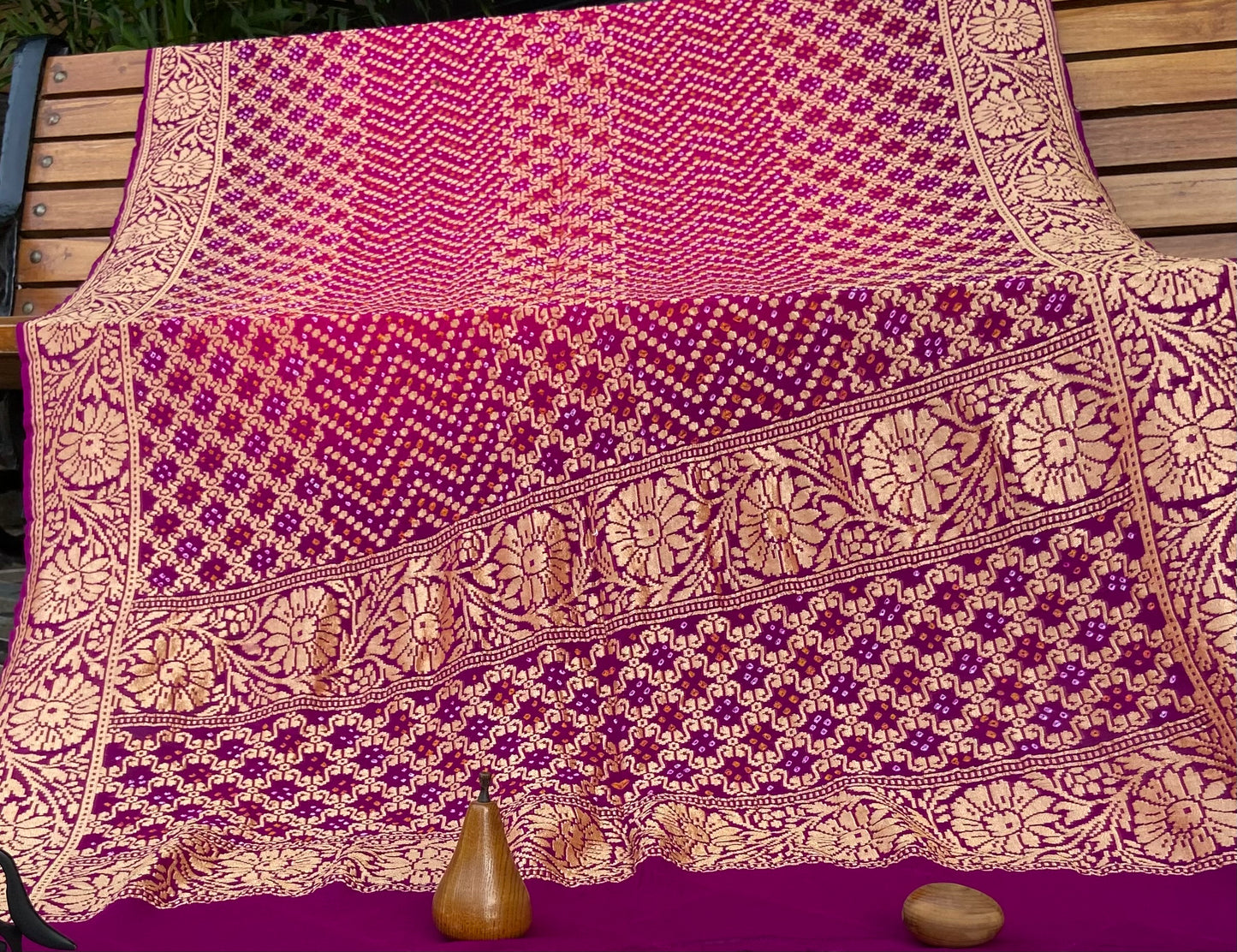 Pure Georgette neem Zari with mena kari