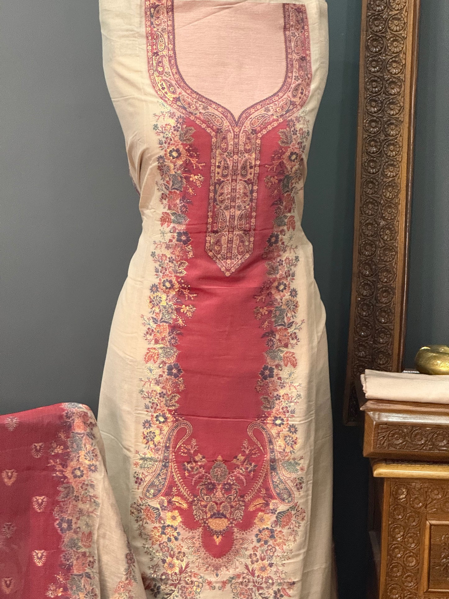 REGAL LOOM SHAHI RESHAM