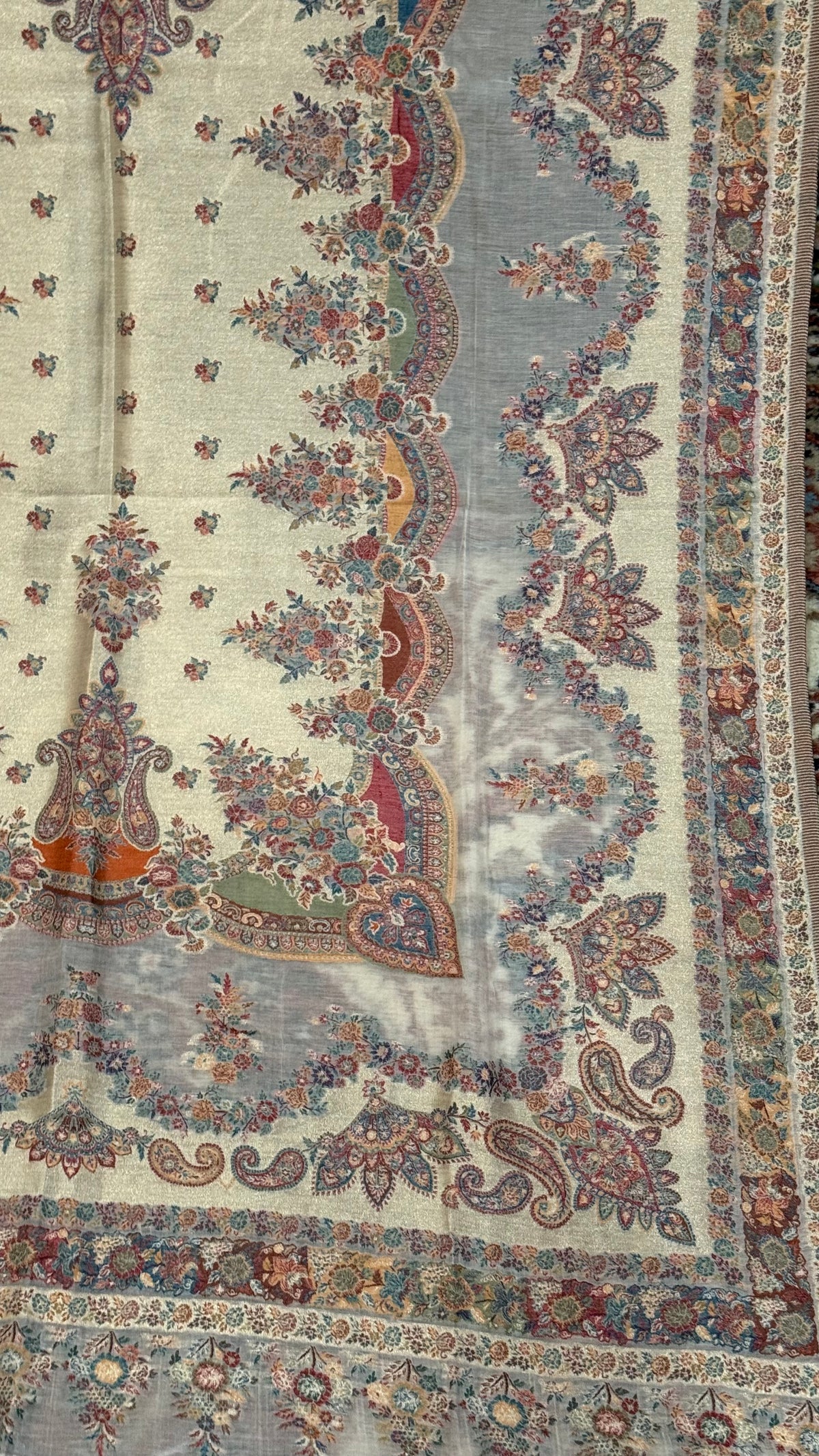 NOOR-E-KANI