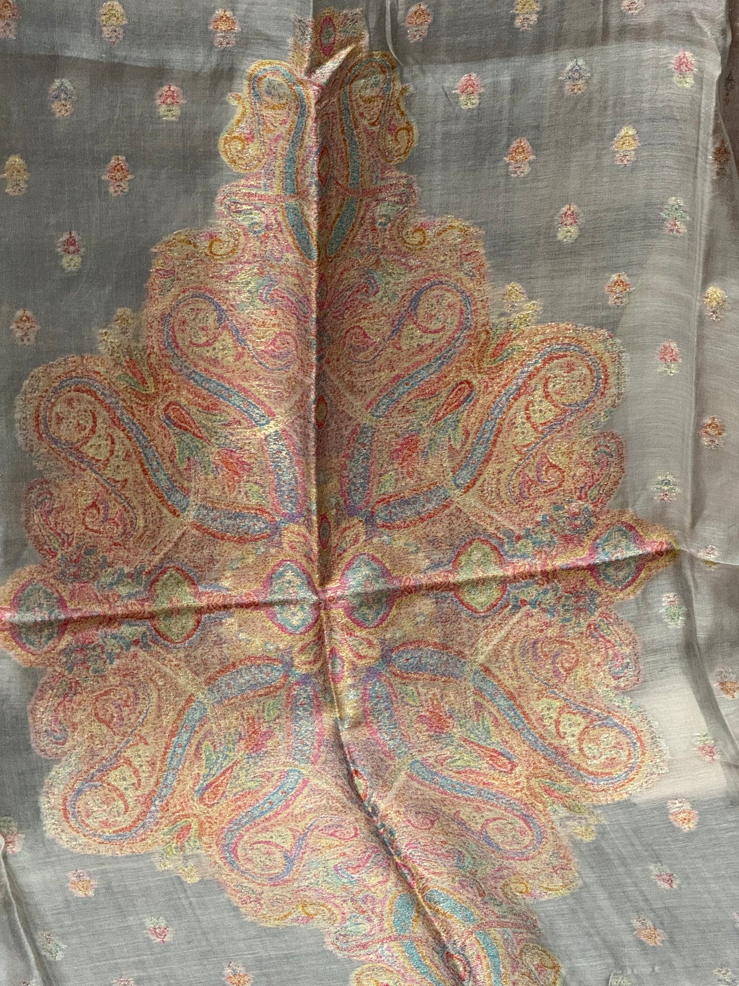 REGAL LOOM