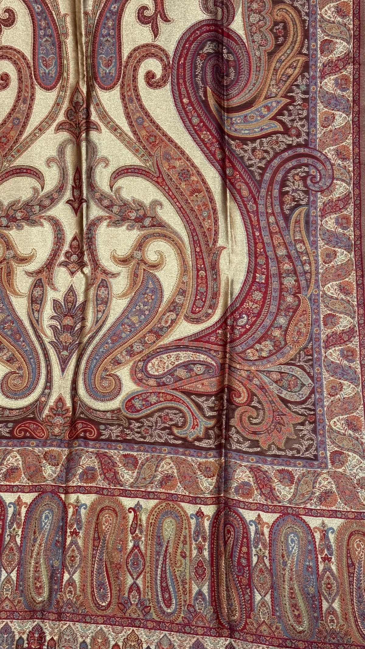NOOR-E-KANI