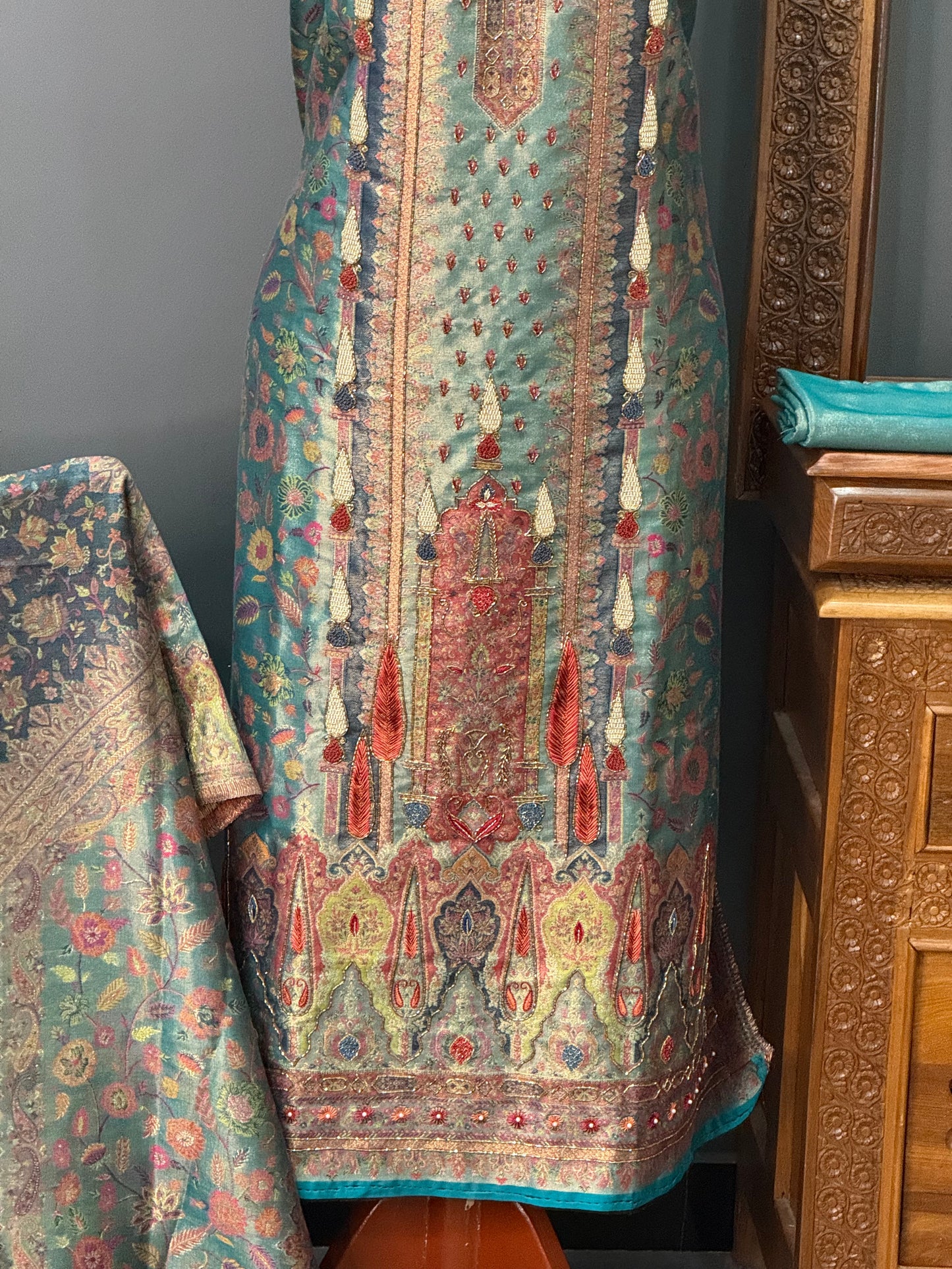 LREGAL LOOM