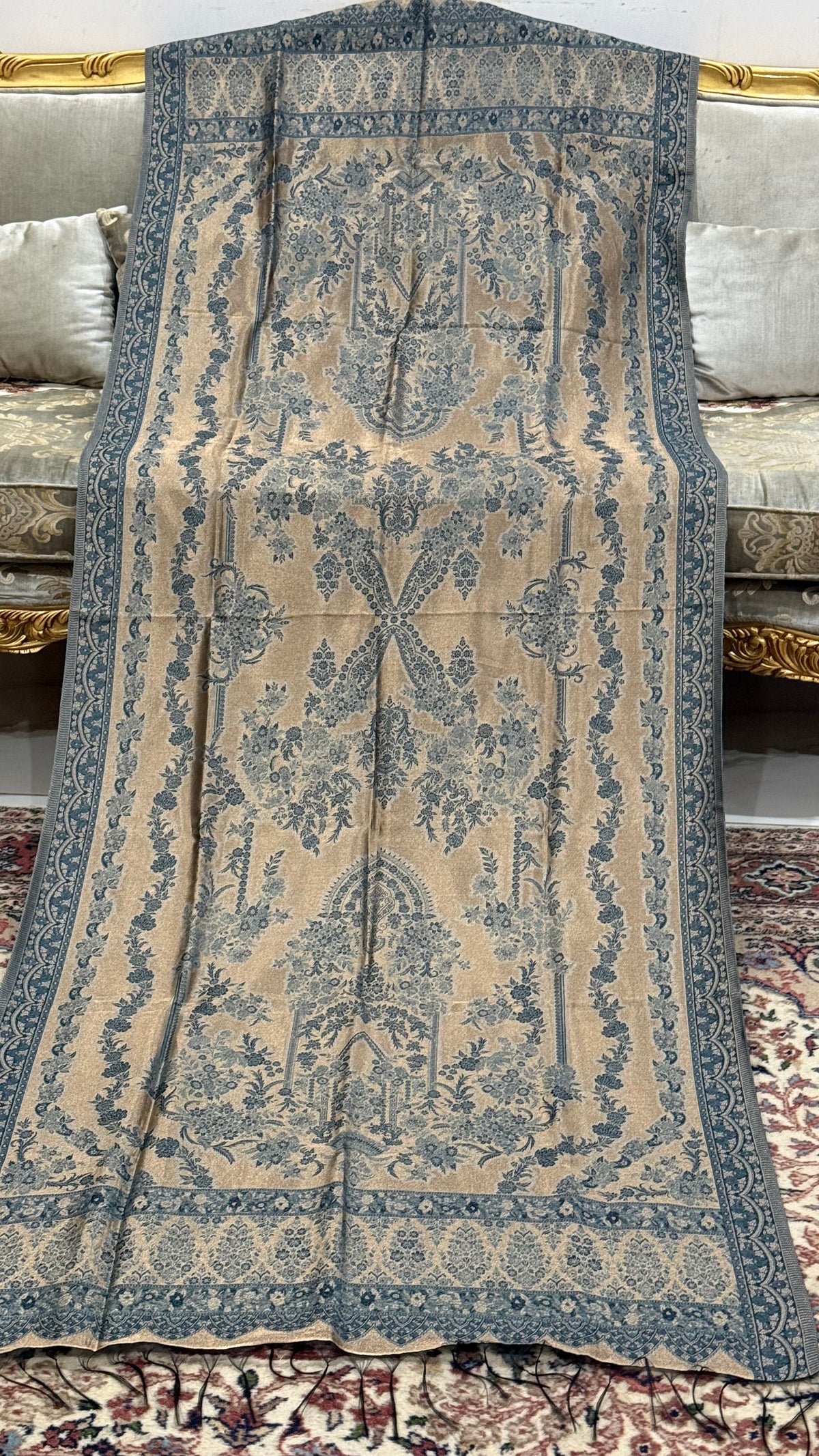 NOOR-E-KANI