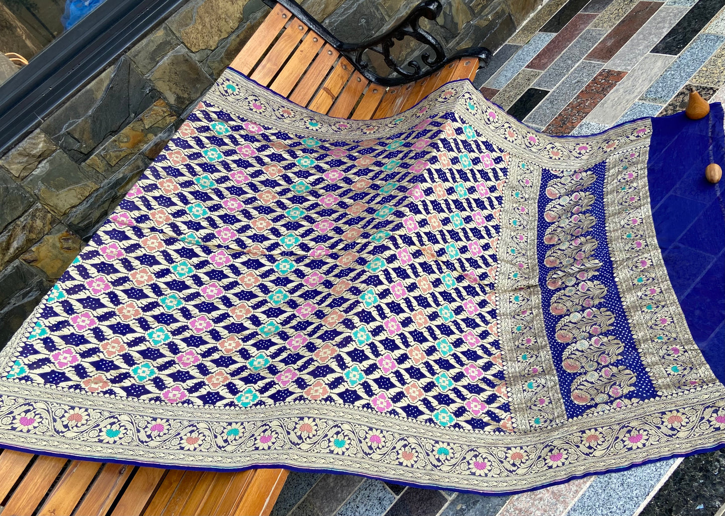 Pure Georgette neem Zari with mena kari
