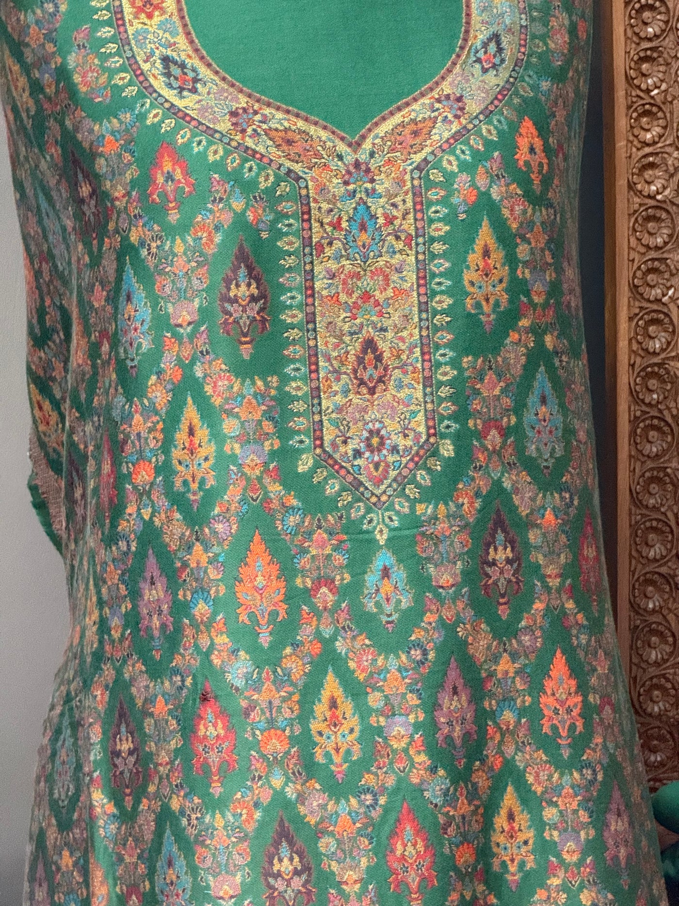 KANI PASHMINA SUIT