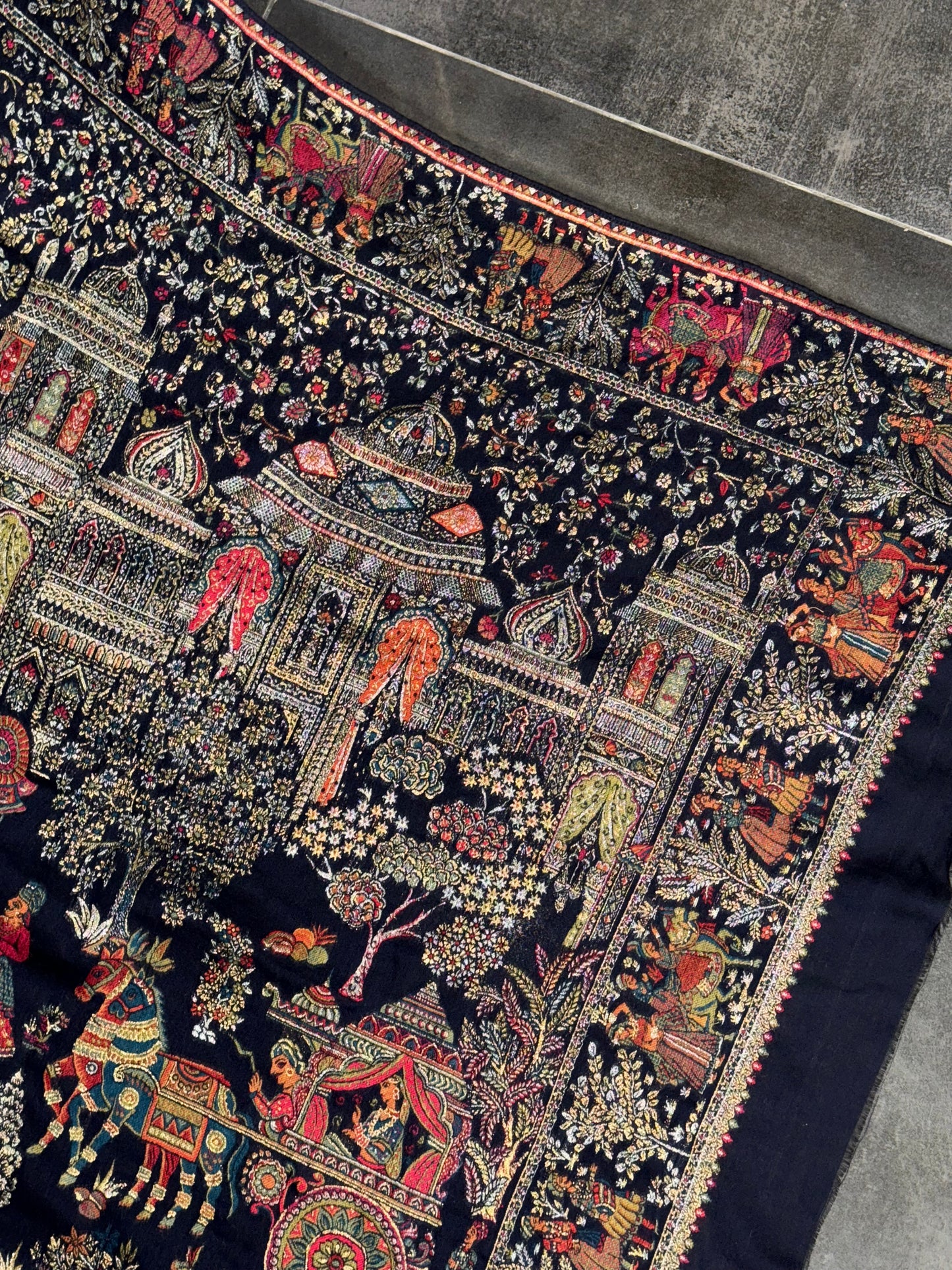 DARBAR SHAWL