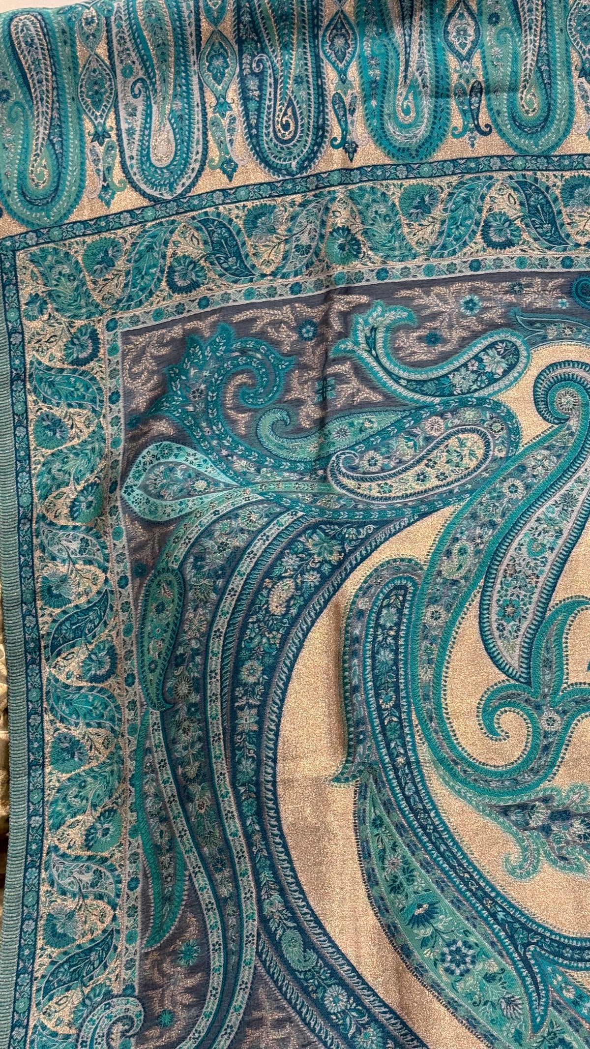 NOOR-E-KANI