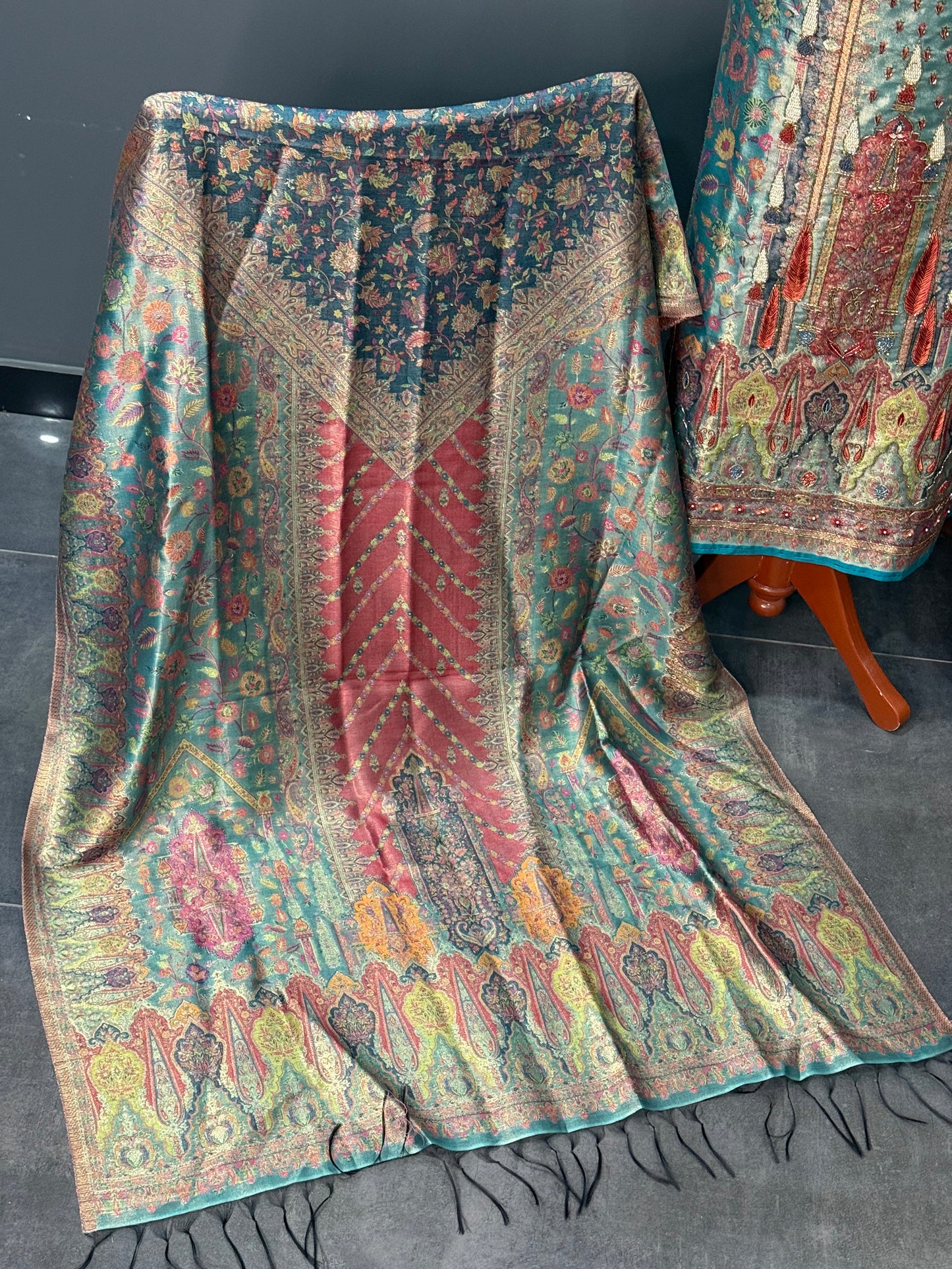 LREGAL LOOM
