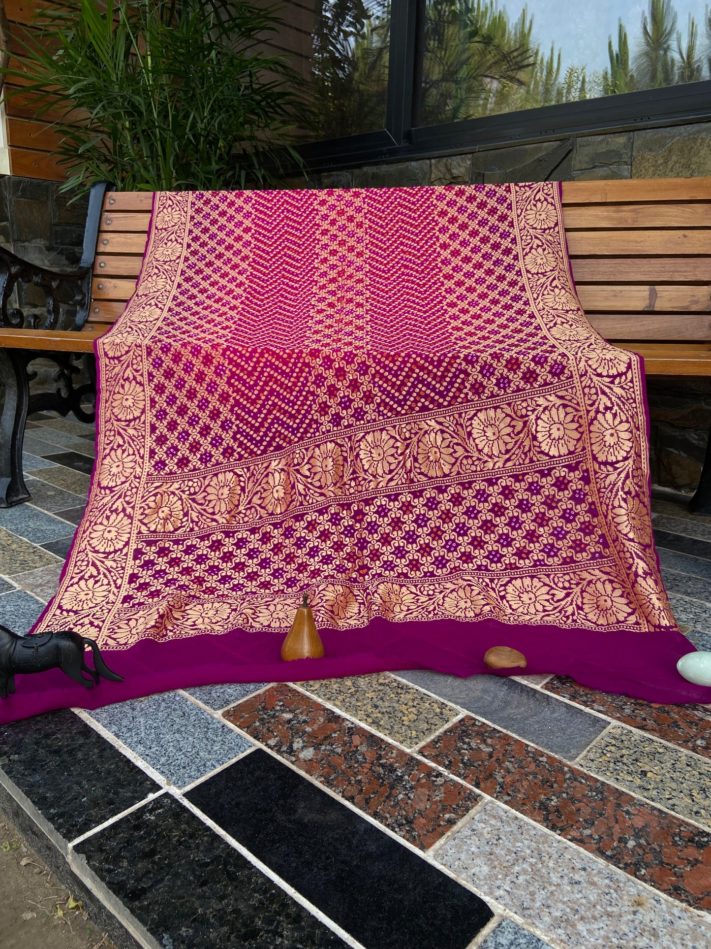 Pure Georgette neem Zari with mena kari