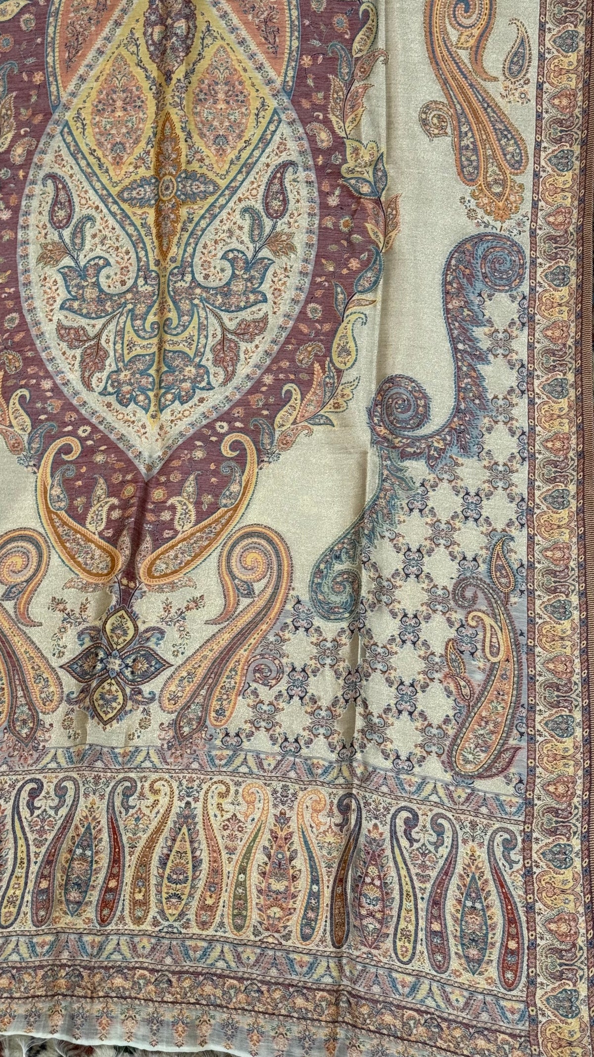 NOOR-E-KANI