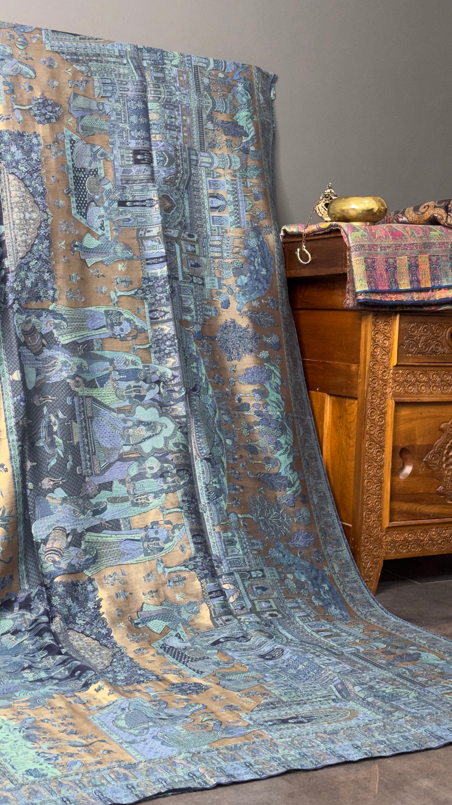 DARBAR SHAWL