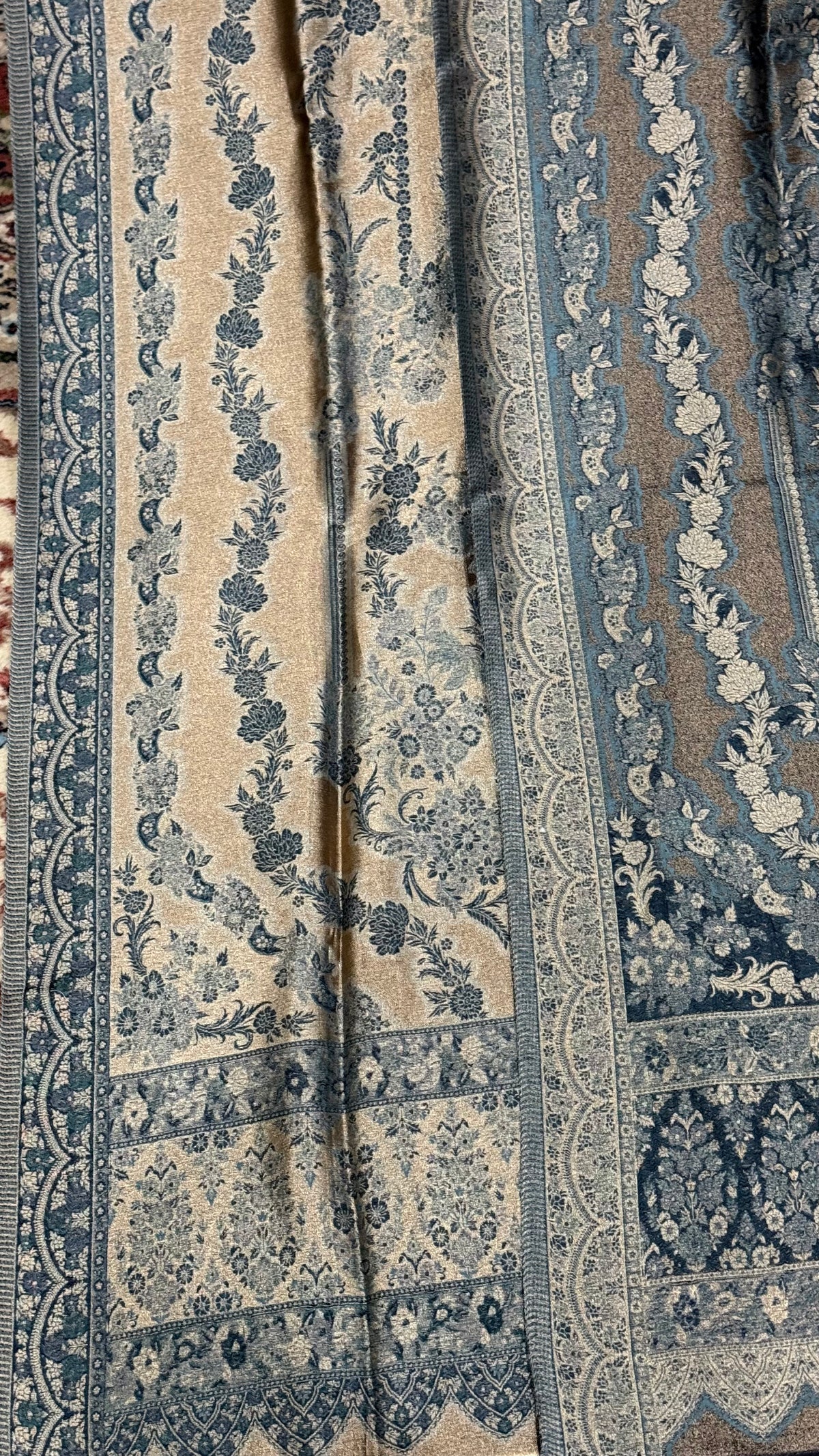 NOOR-E-KANI