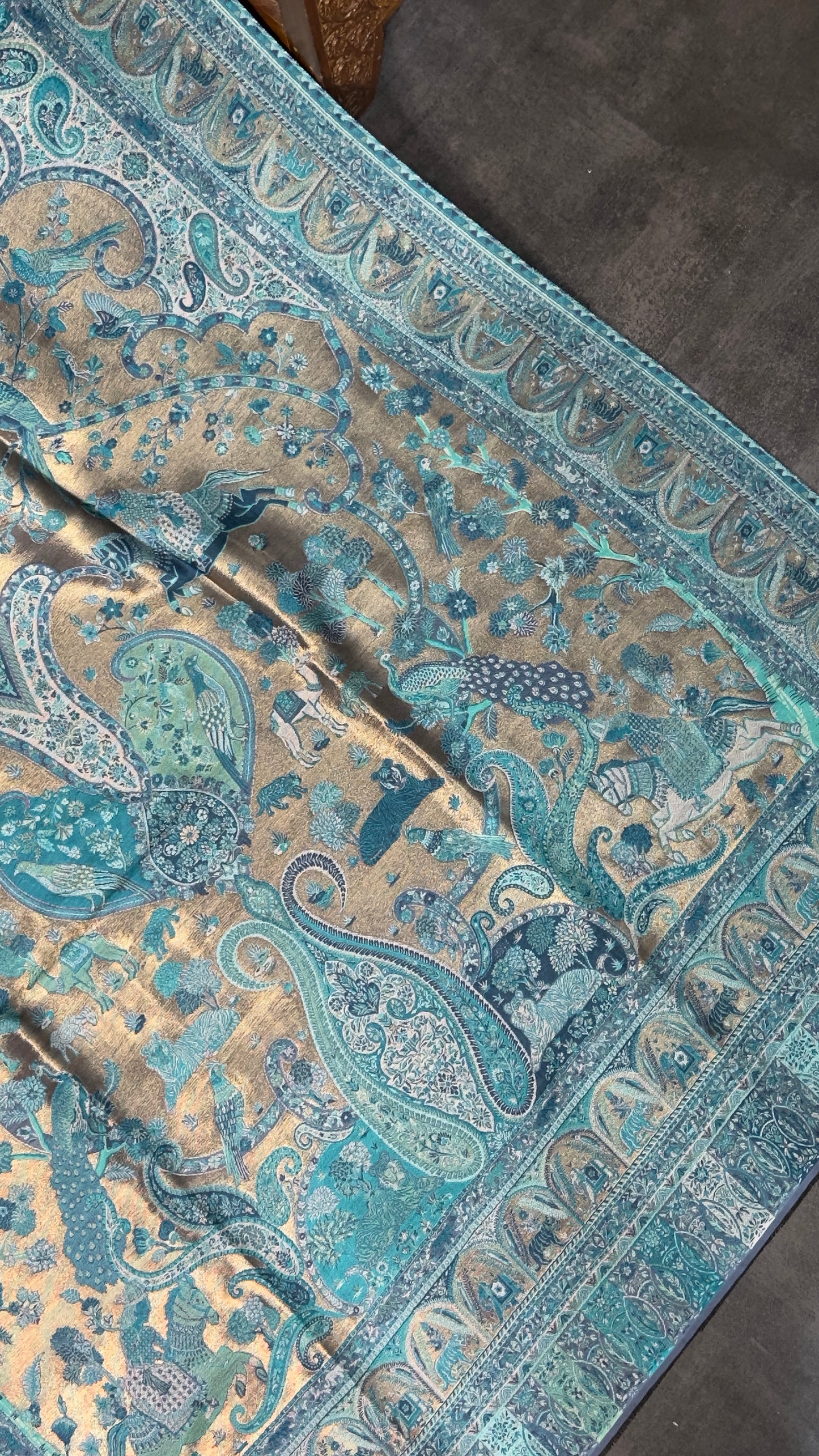 DARBAR SHAWL