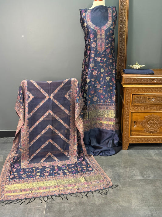 REGAL LOOM