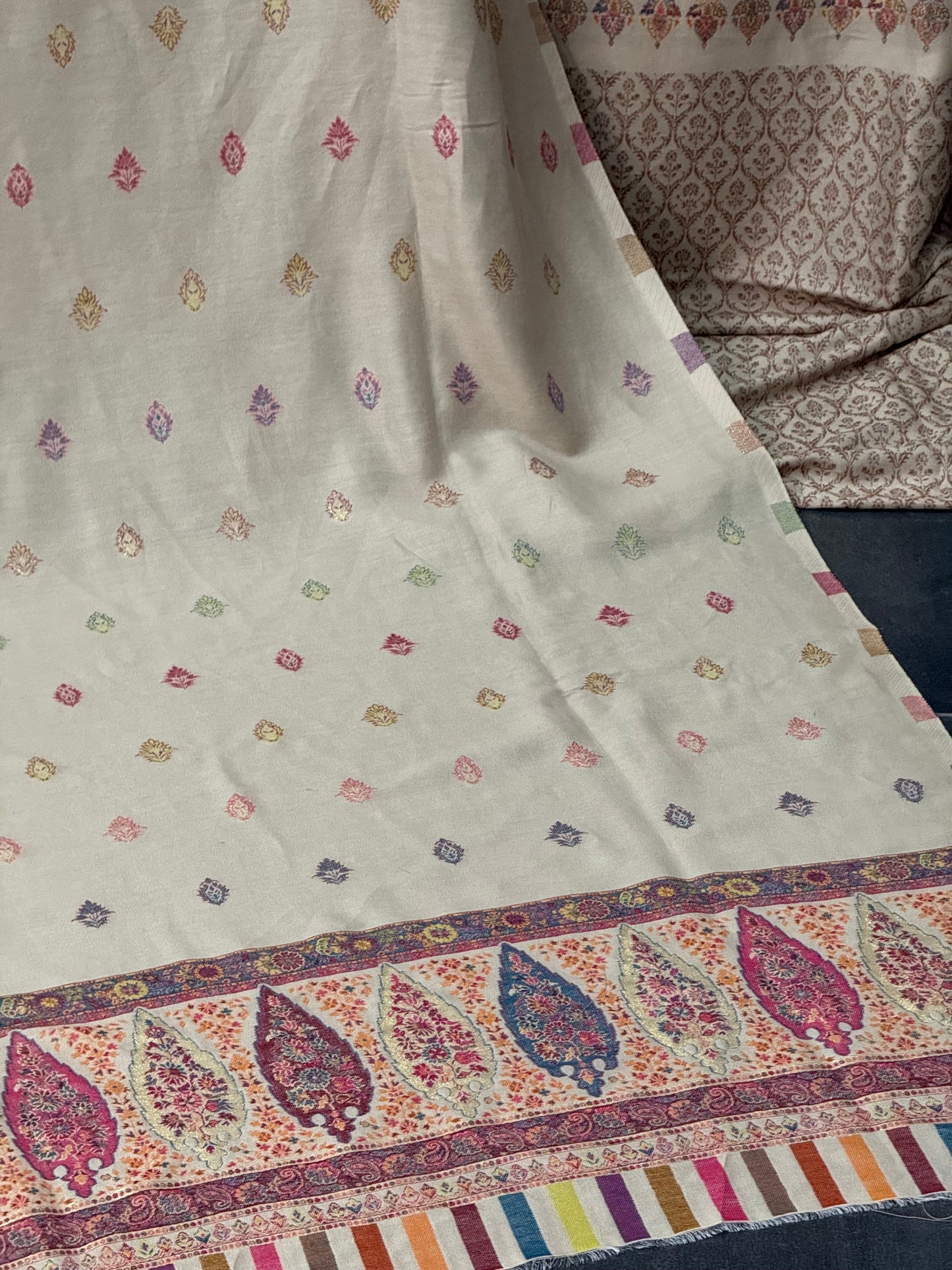 KANI PASHMINA SUIT