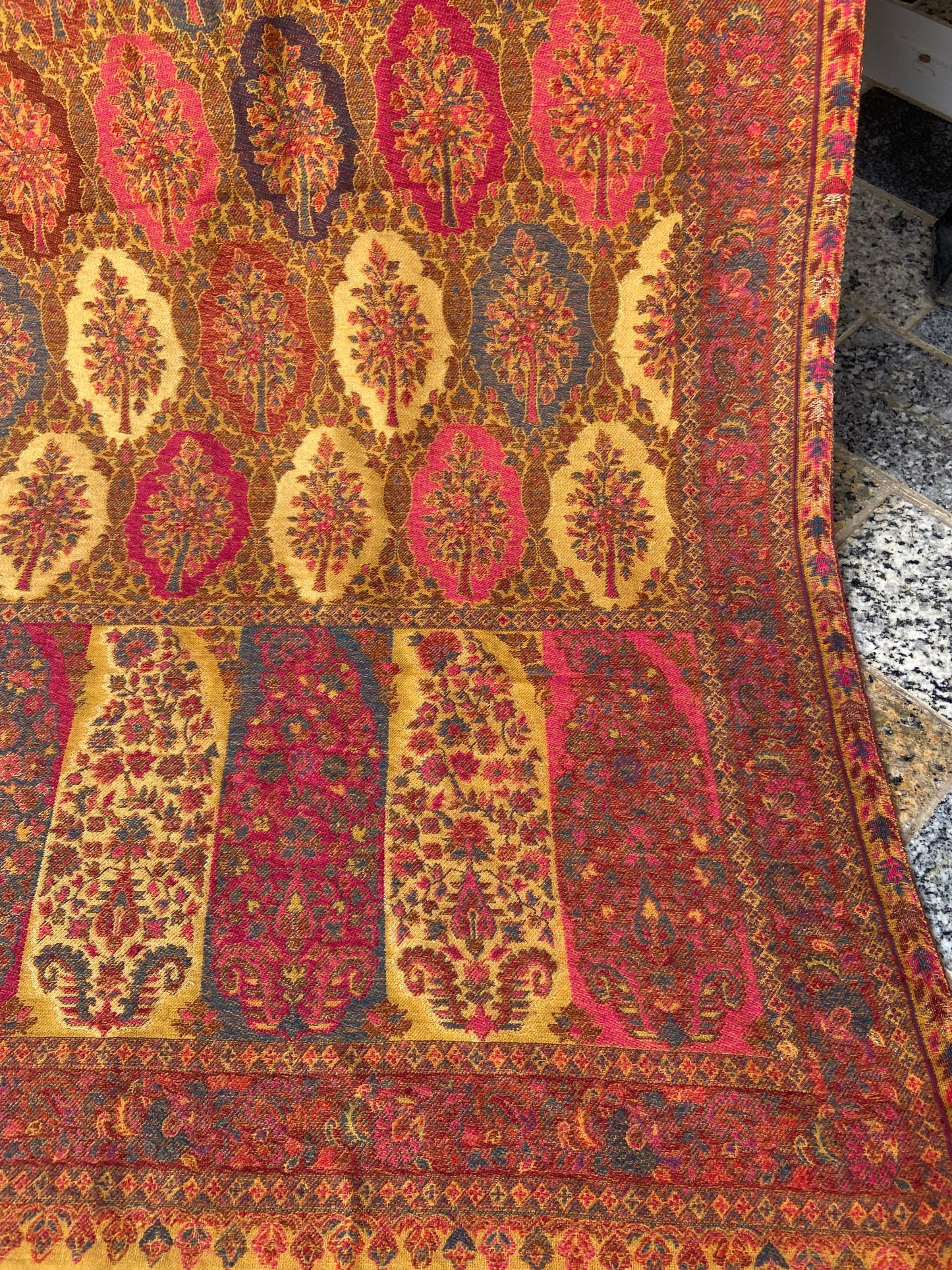 KANI PASHMINA PREMIUM