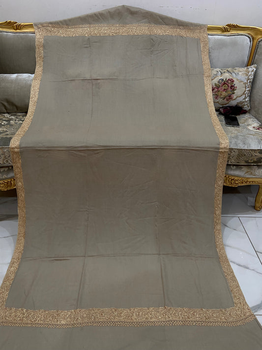 Toosh pashmina sui 4 side embroidered boarder