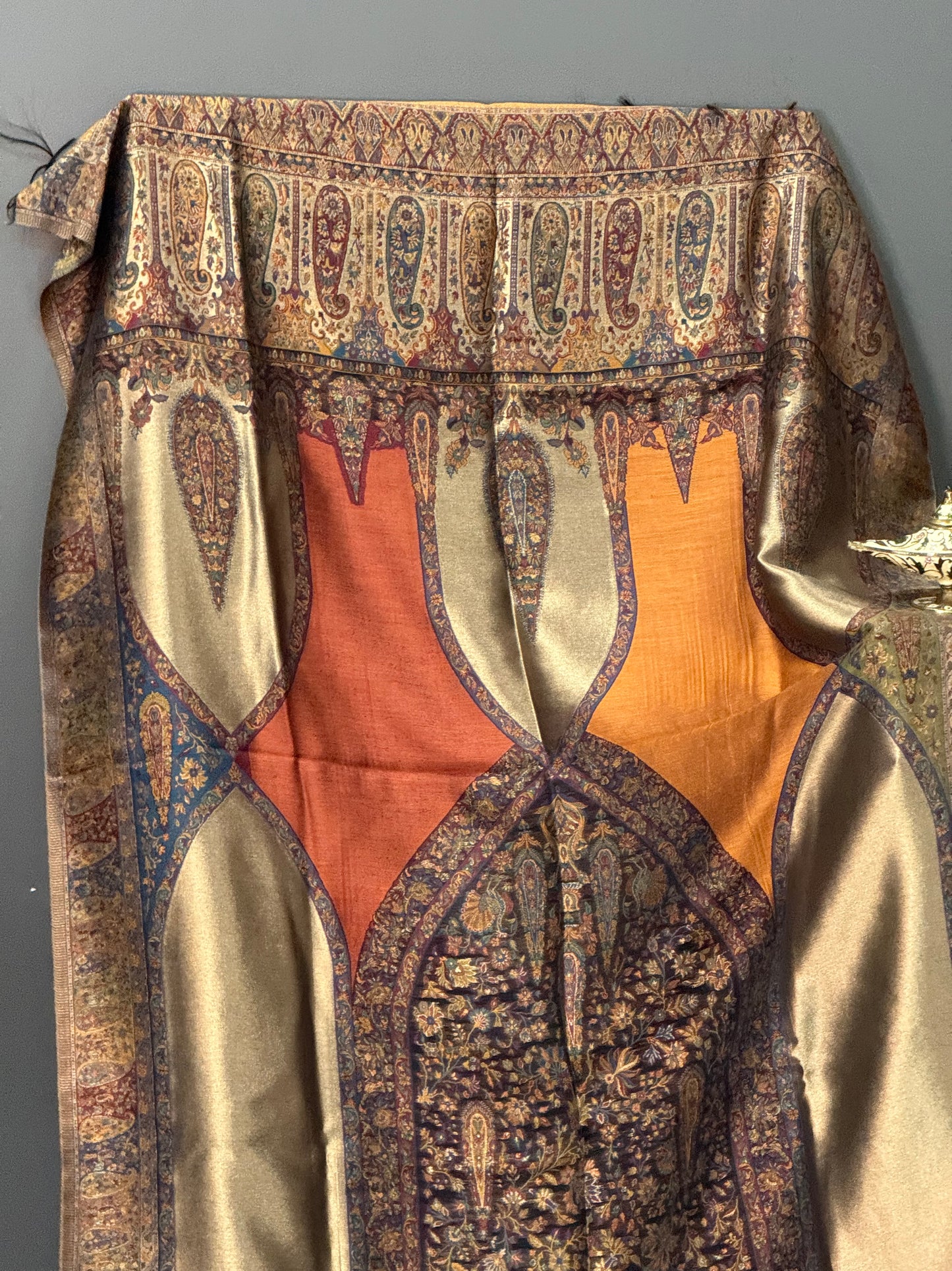 NOOR-E-KANI