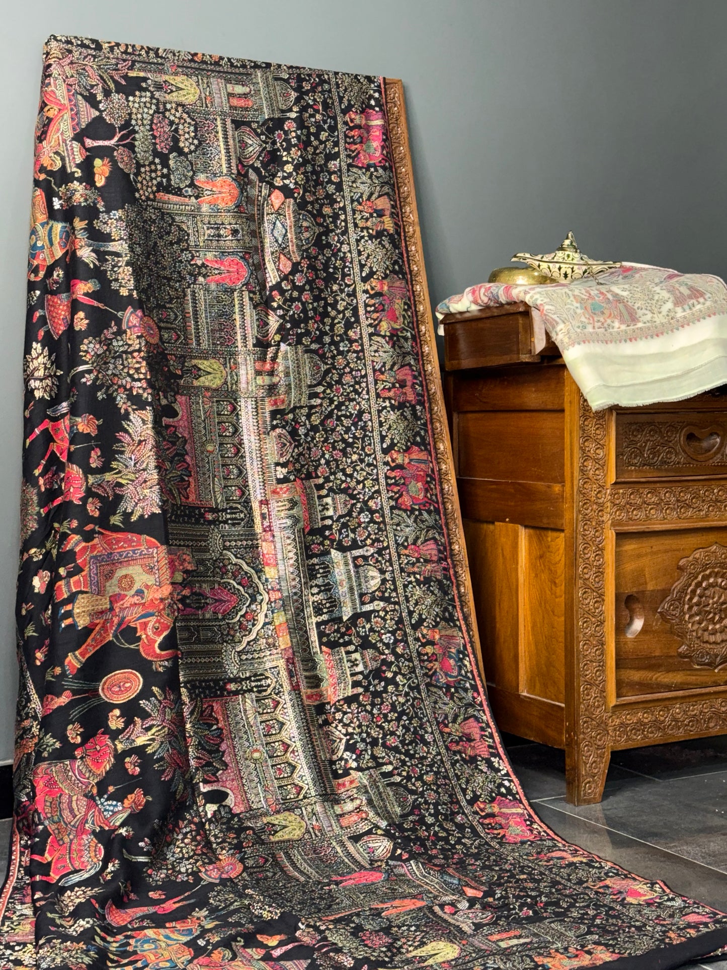 DARBAR SHAWL