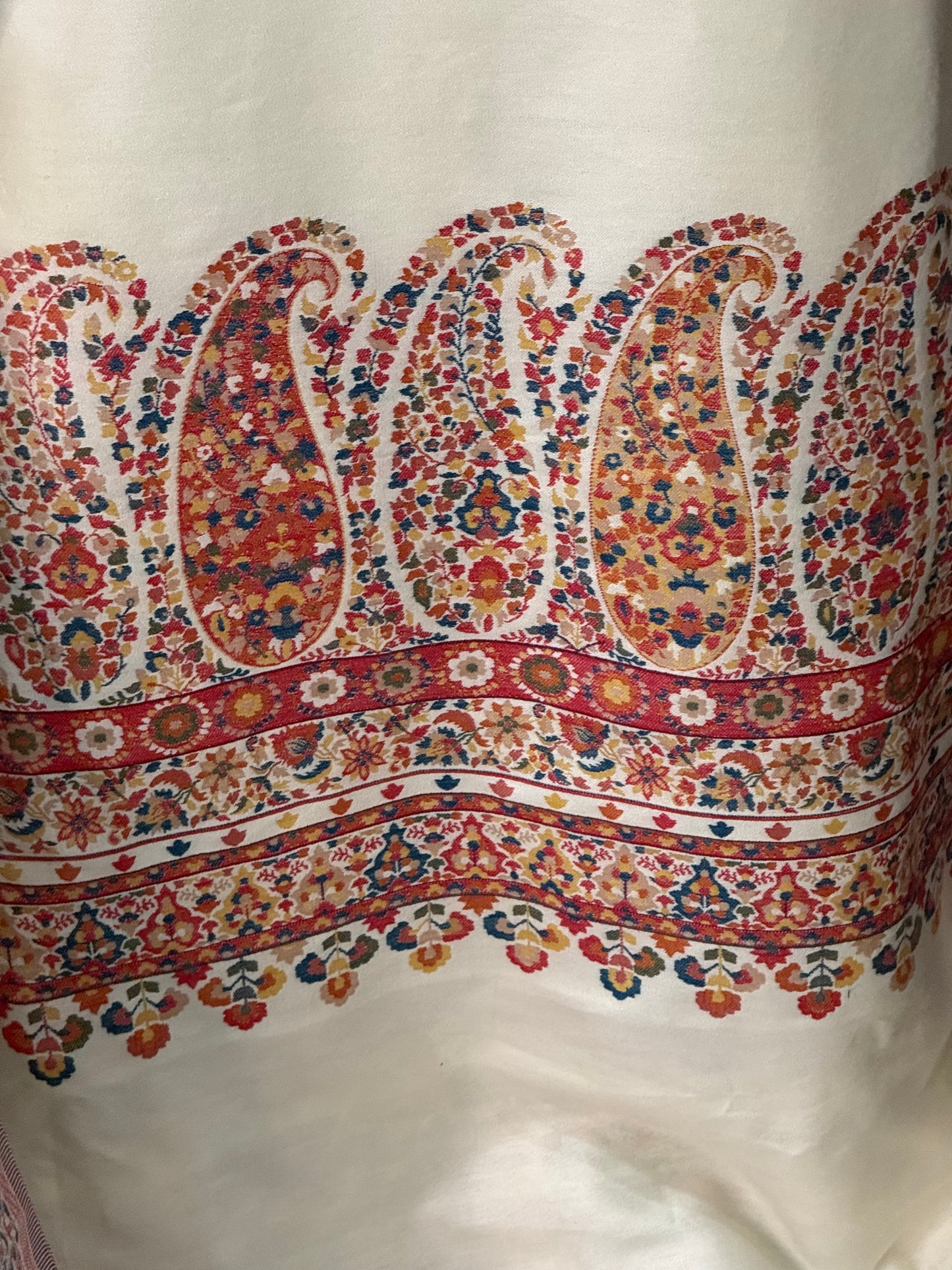 KANI PASHMINA SUIT
