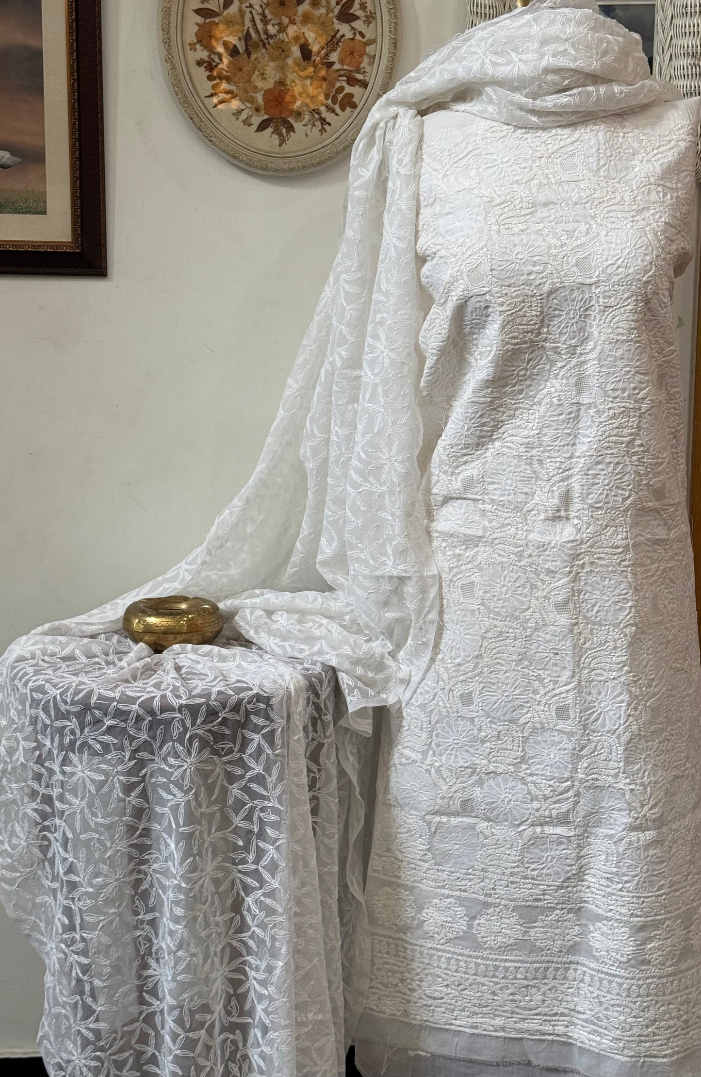 Soft cotton lawn  kurta with chiffon duppata hand work