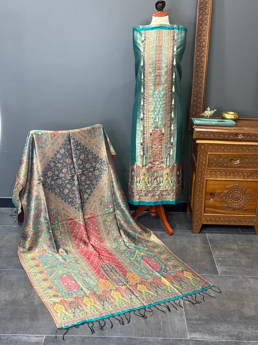 REGAL LOOM