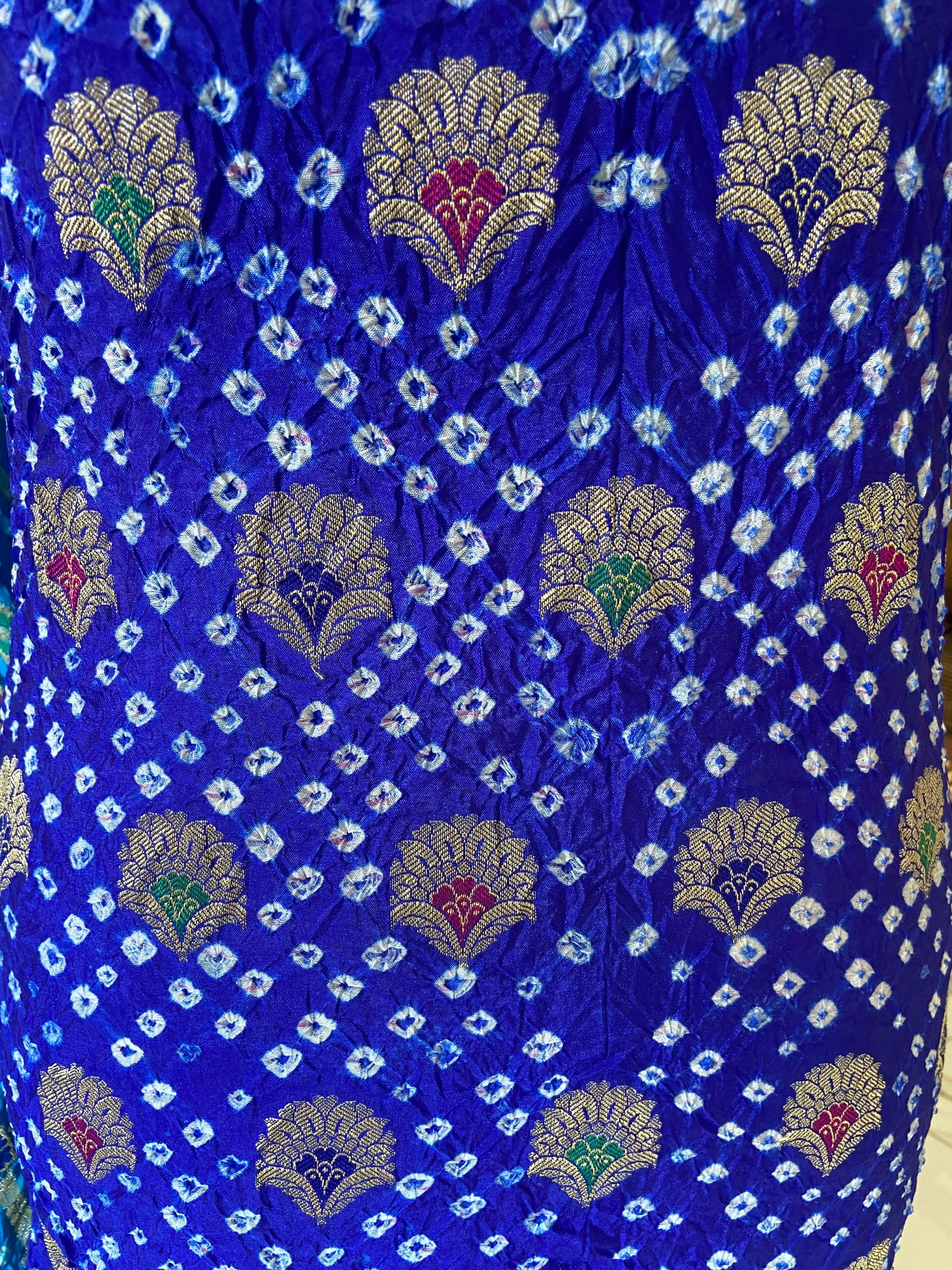 Meena Kari suits