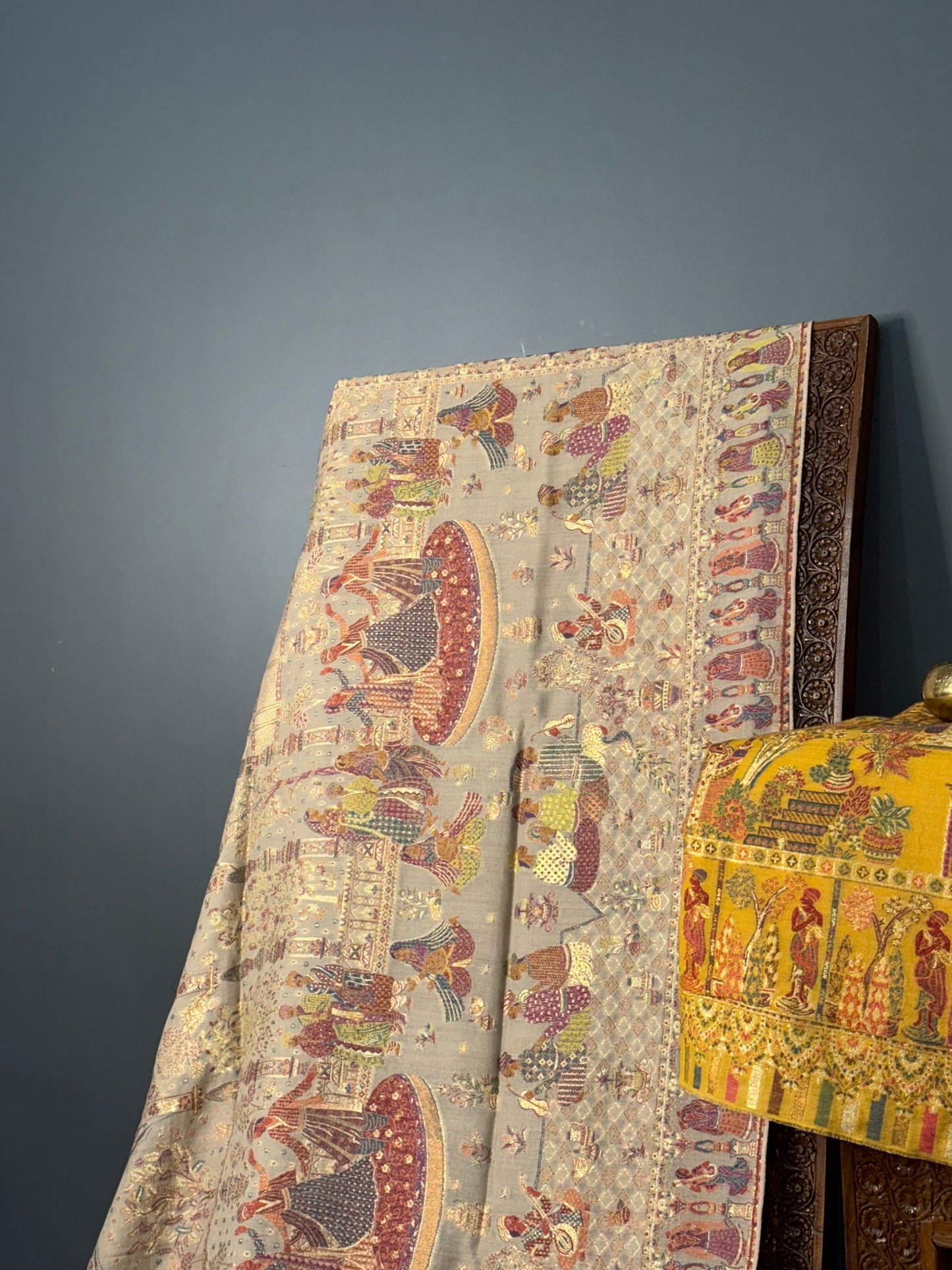 DARBAR SHAWL