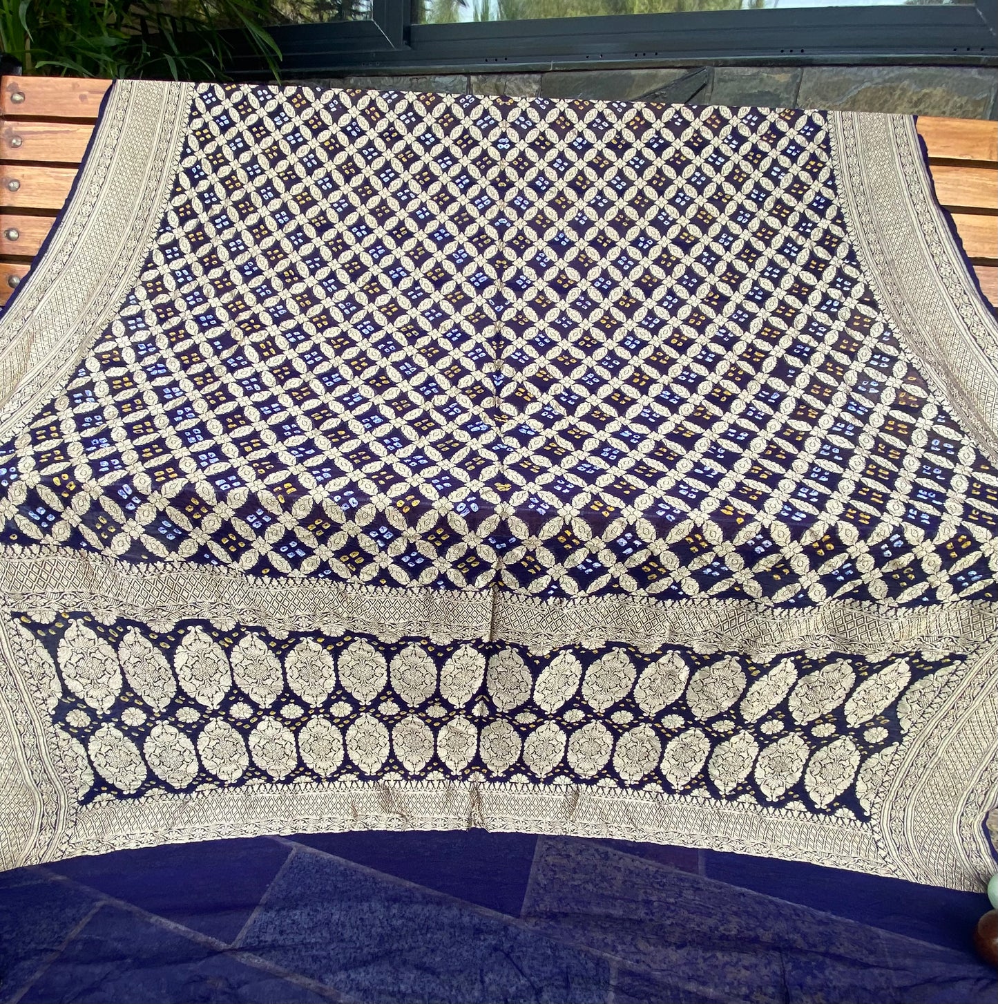 Pure Georgette neem Zari with mena kari duppata