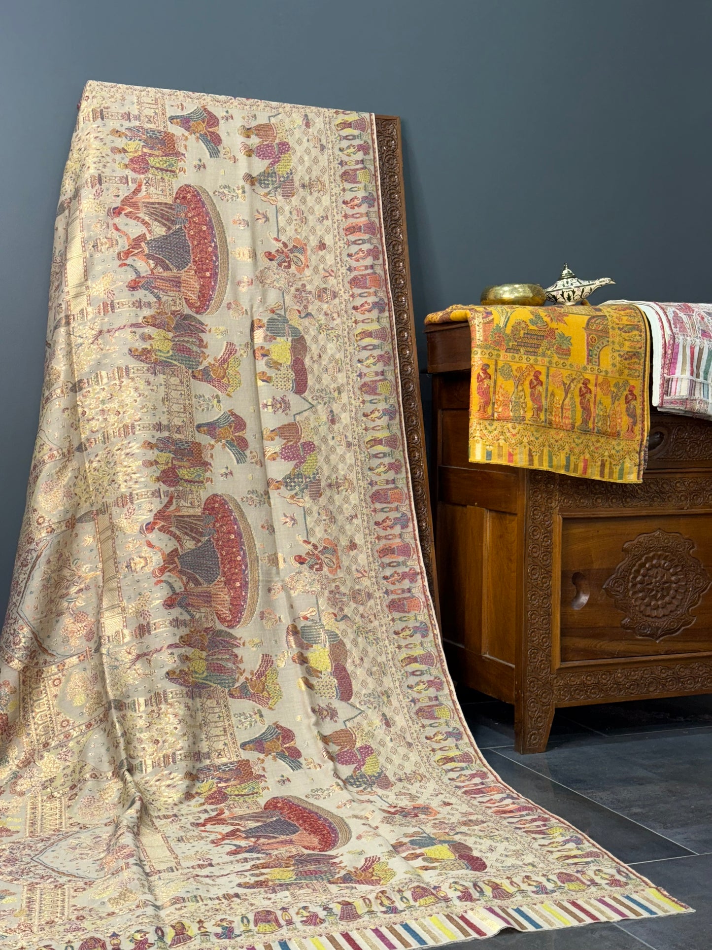 DARBAR SHAWL