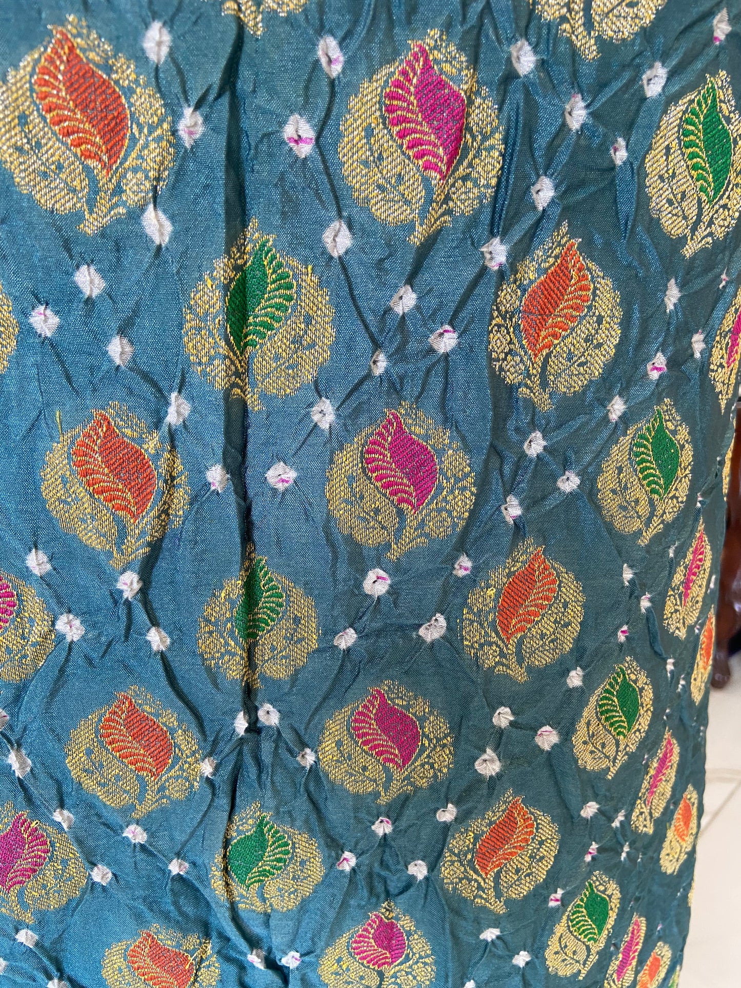 Meena Kari suits
