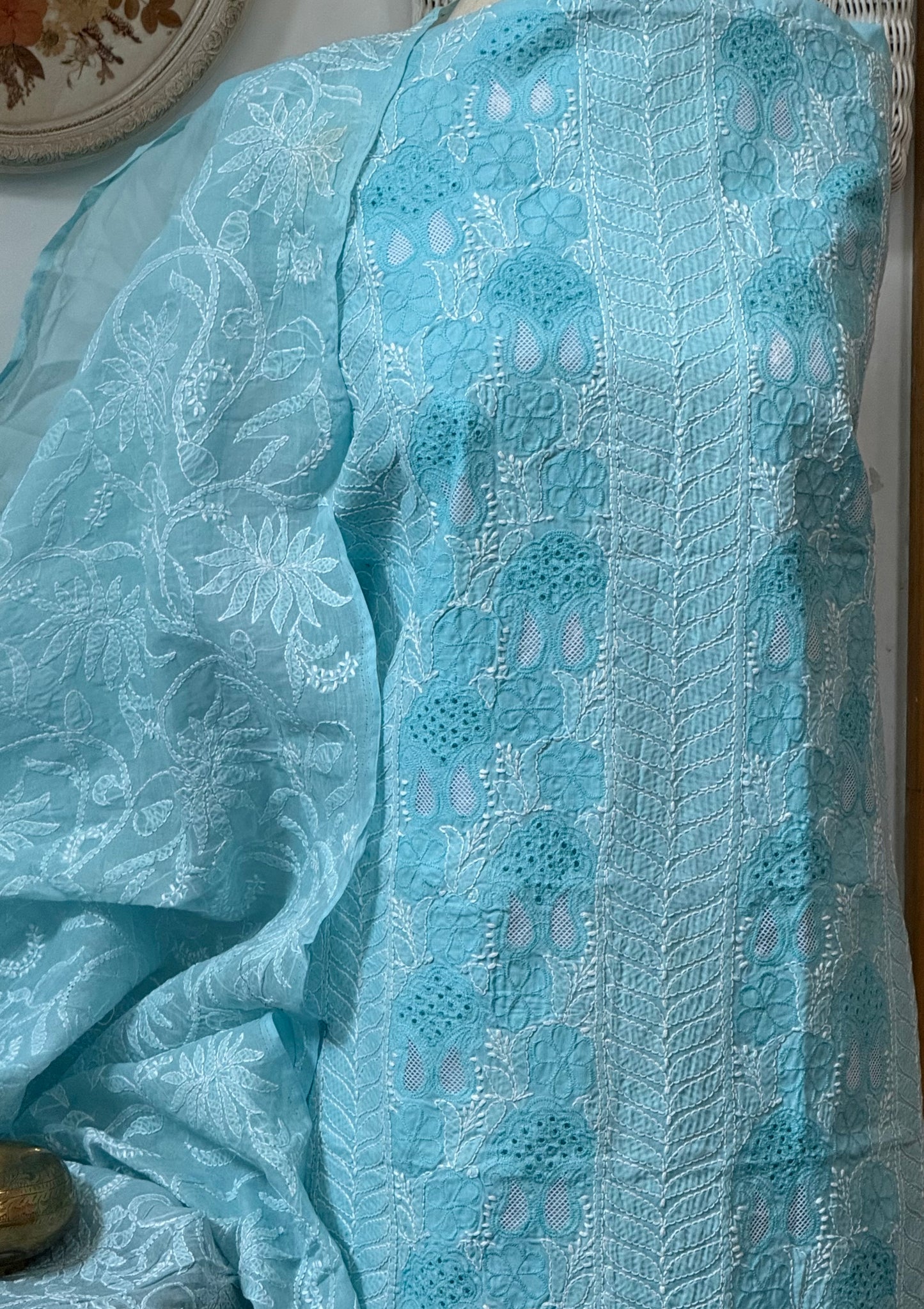 Soft cotton lawn  kurta with cotton lawn duppata hand work
